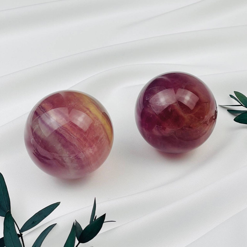 Шар из Флюорита