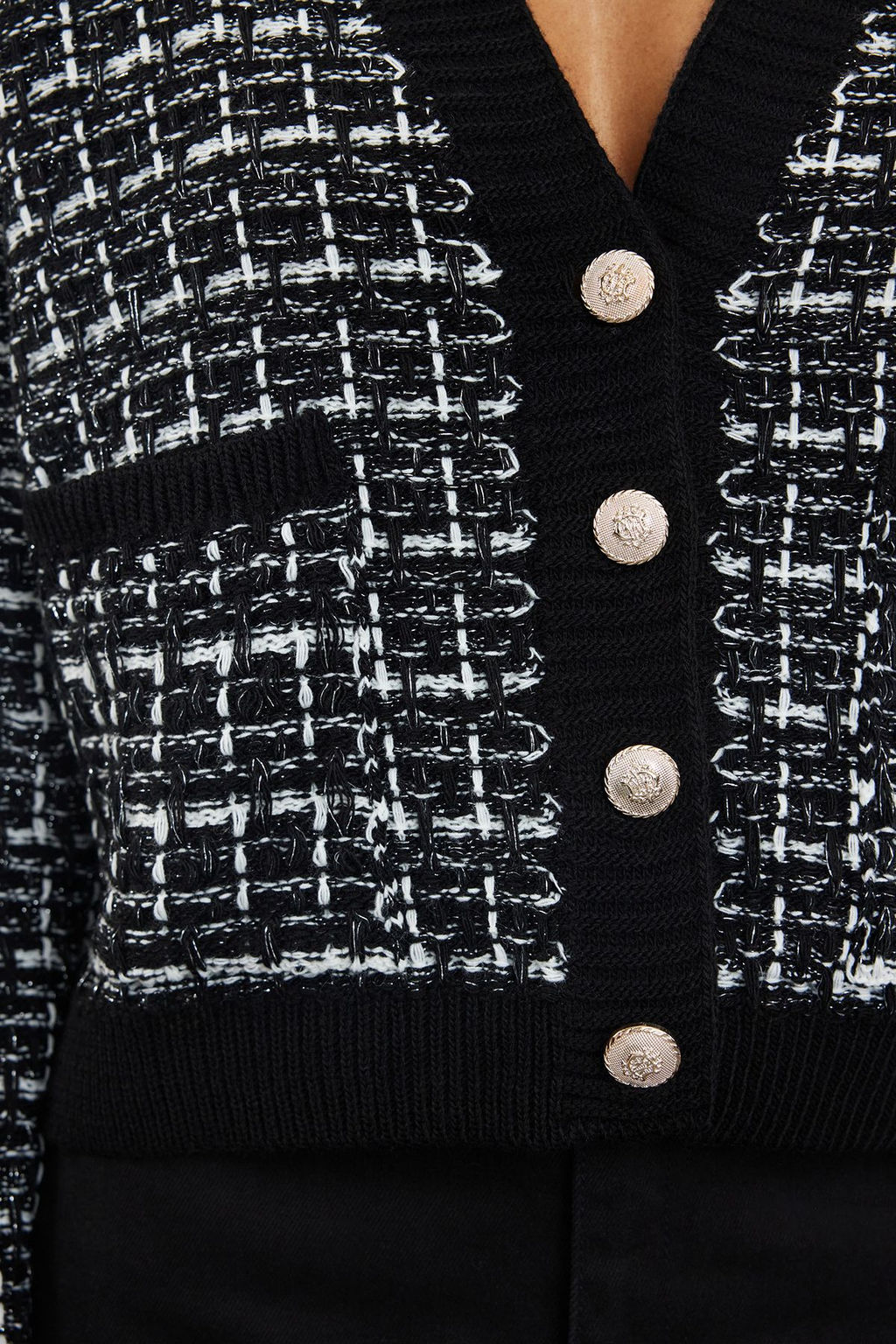 Siyah Tuvit Gorunumlu V Yaka Simli Triko H?rka TWOAW25HI00240