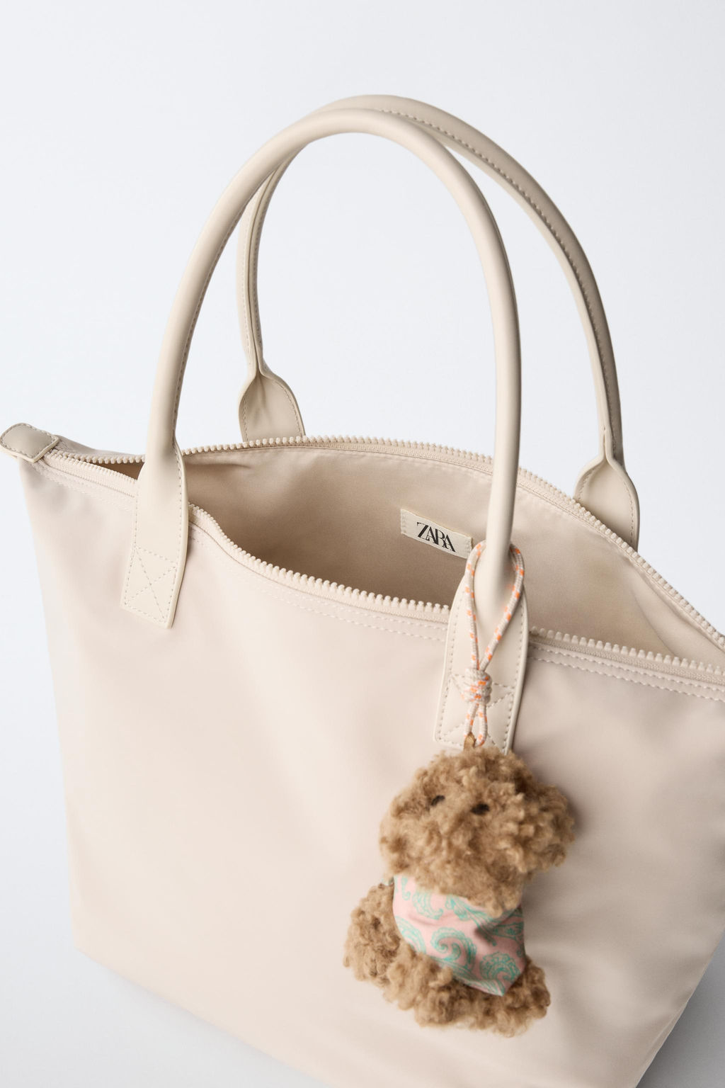 SHOPPER NYLON CHARM PERRITO / Blanco Crudo - Zara фото 4