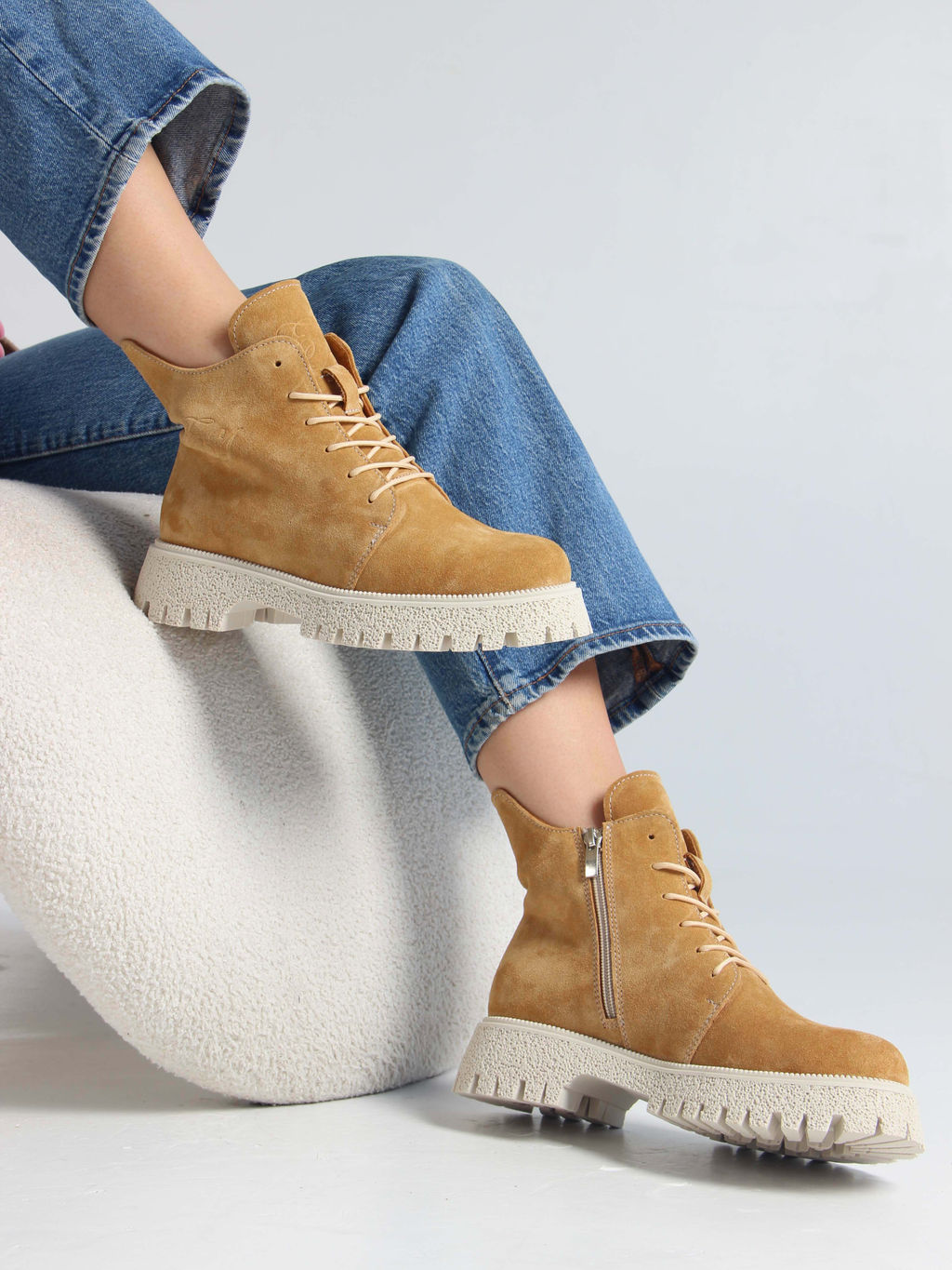 Ботинки 228.V.1541be. светло-желтый замша/Шерсть