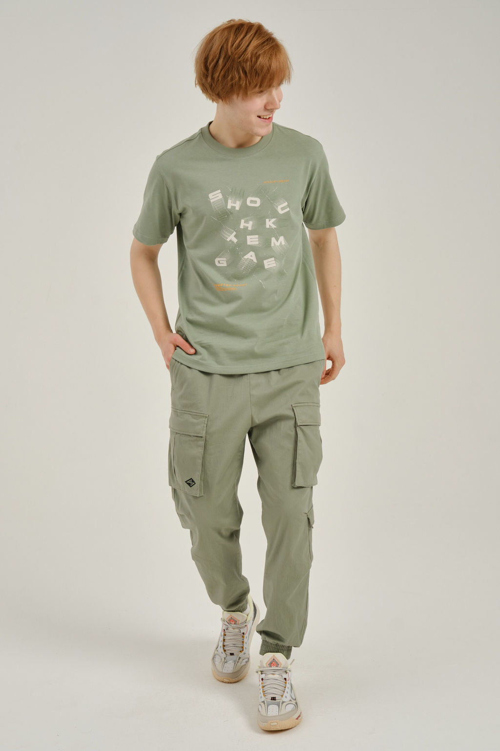 Брюки карго Зеленый