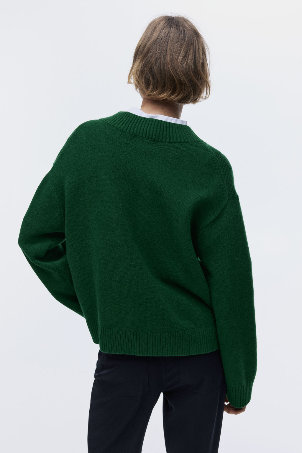 Jersey con escote en V - H&m фото 7