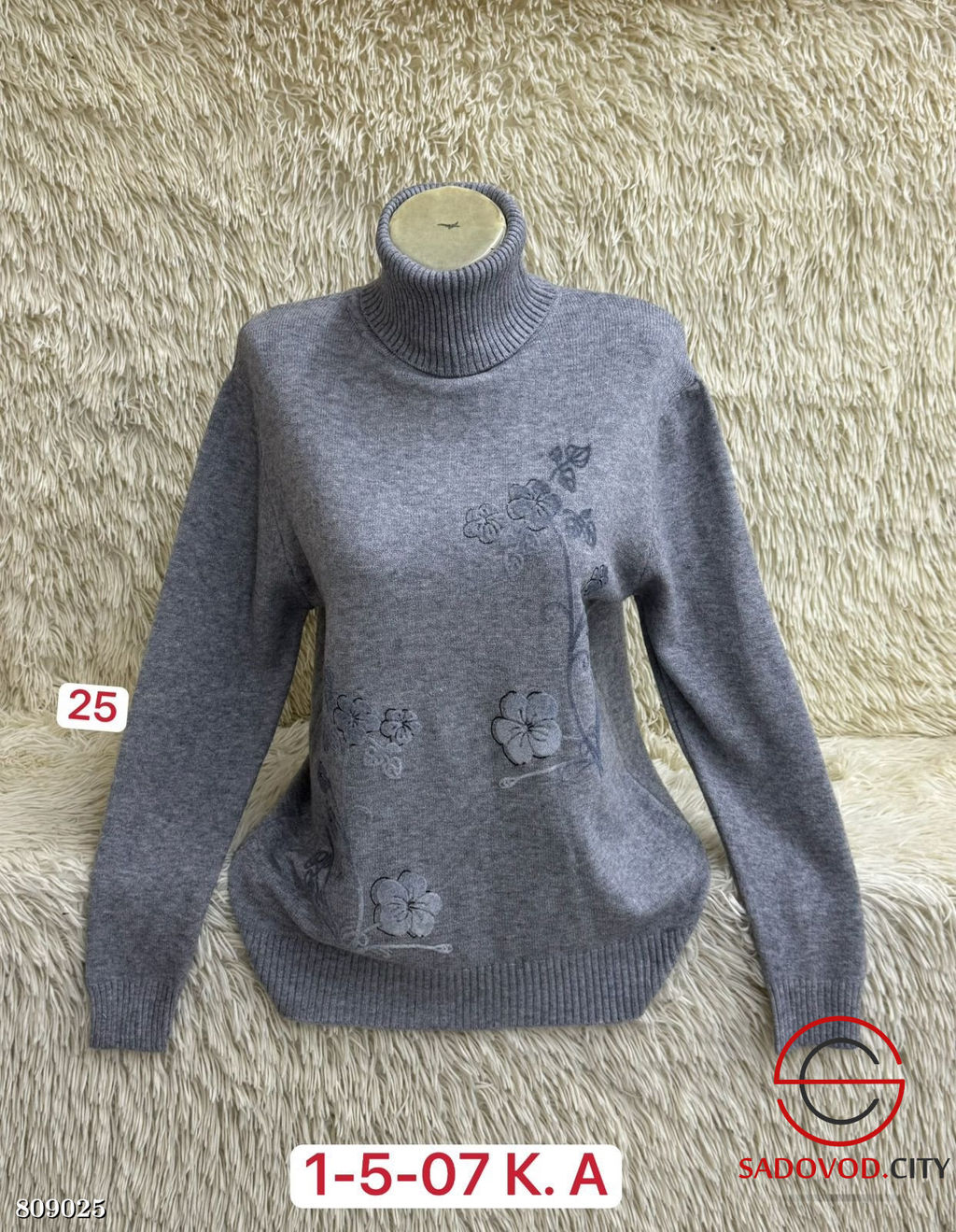 водолазка женская с принтом - Bruno фото 3