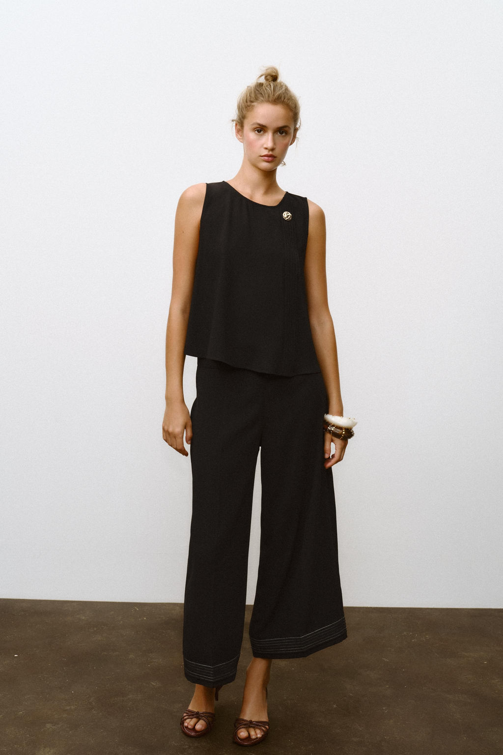 PLEATED HEM CULOTTE TROUSERS - Zara фото 10