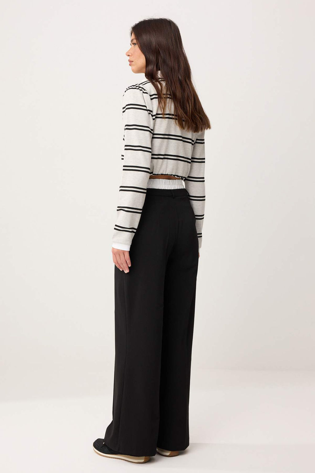 TRENDYOLMILLA Limited Edition Siyah Wide Leg Bel Boxer Detayl? Dokuma Kumas Pantolon TWOAW24PL00273  фото 16