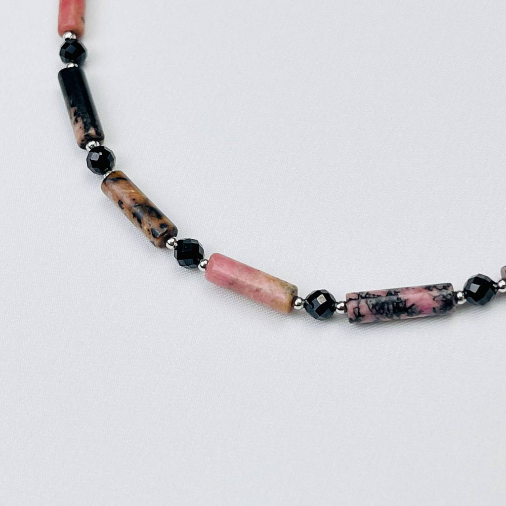 Чокер из Родонита и Шпинели 37 см +