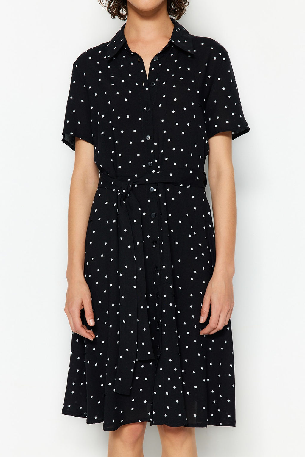 Siyah Puantiyeli Kusakl? Midi Dokuma Gomlek Elbise TWOSS23EL02396 - Trendyolmilla фото 5