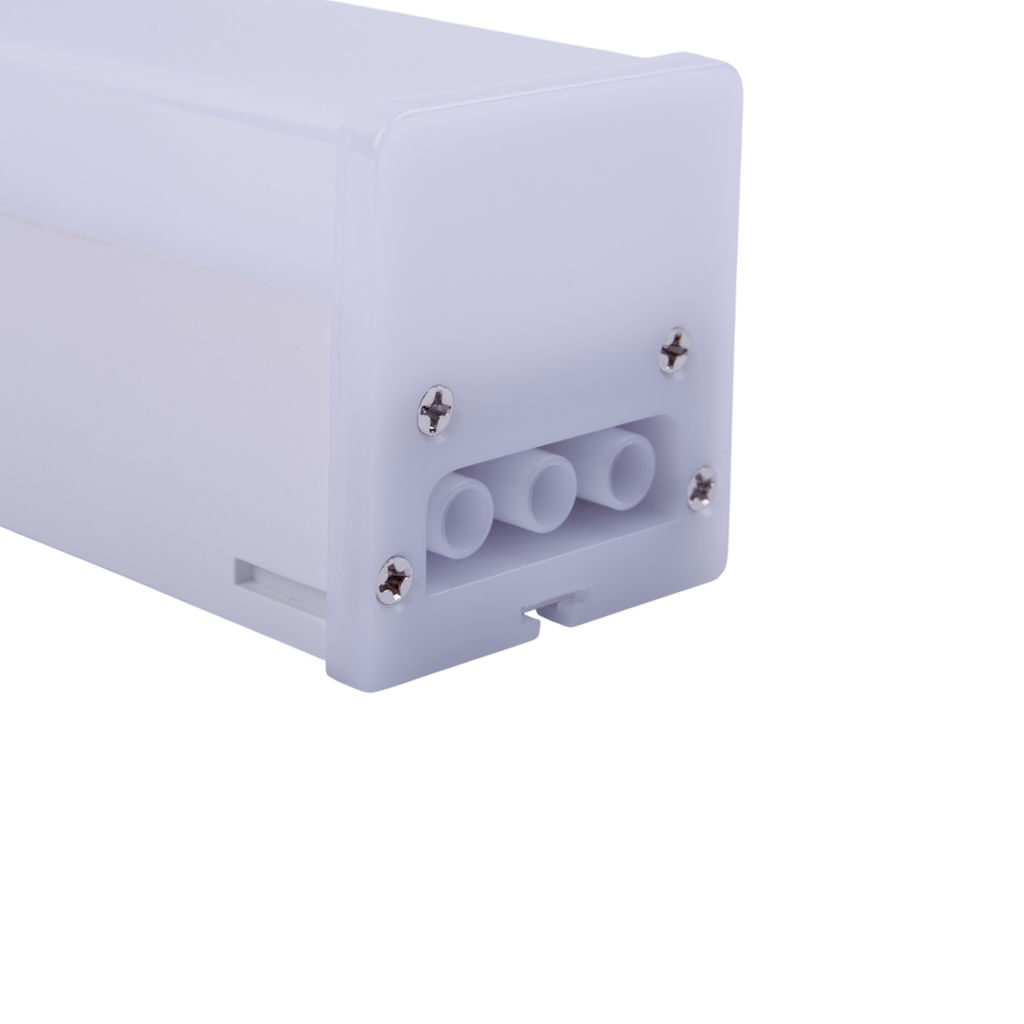 ULO-N11L-8W/4000K/120D IP40 WHITE Светильник светодиодный L-образный. Угол 120 градусов. Белый свет (4000K). 800Лм. Алюминий. Цвет белый. TM Uniel