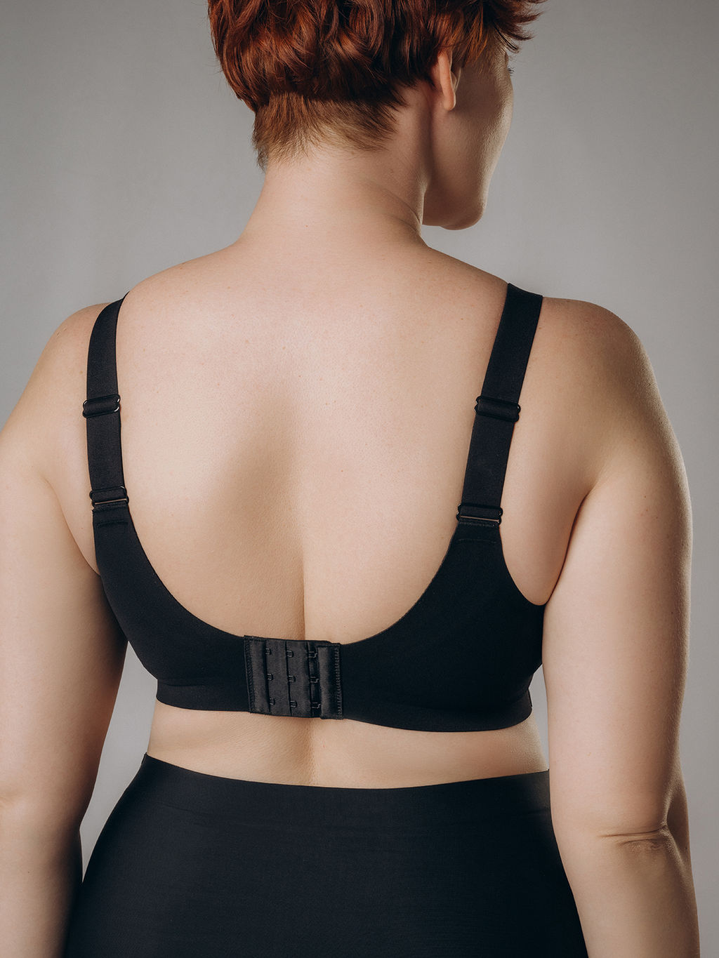Бюстгальтер Indefini из полиамида черный  фото 5