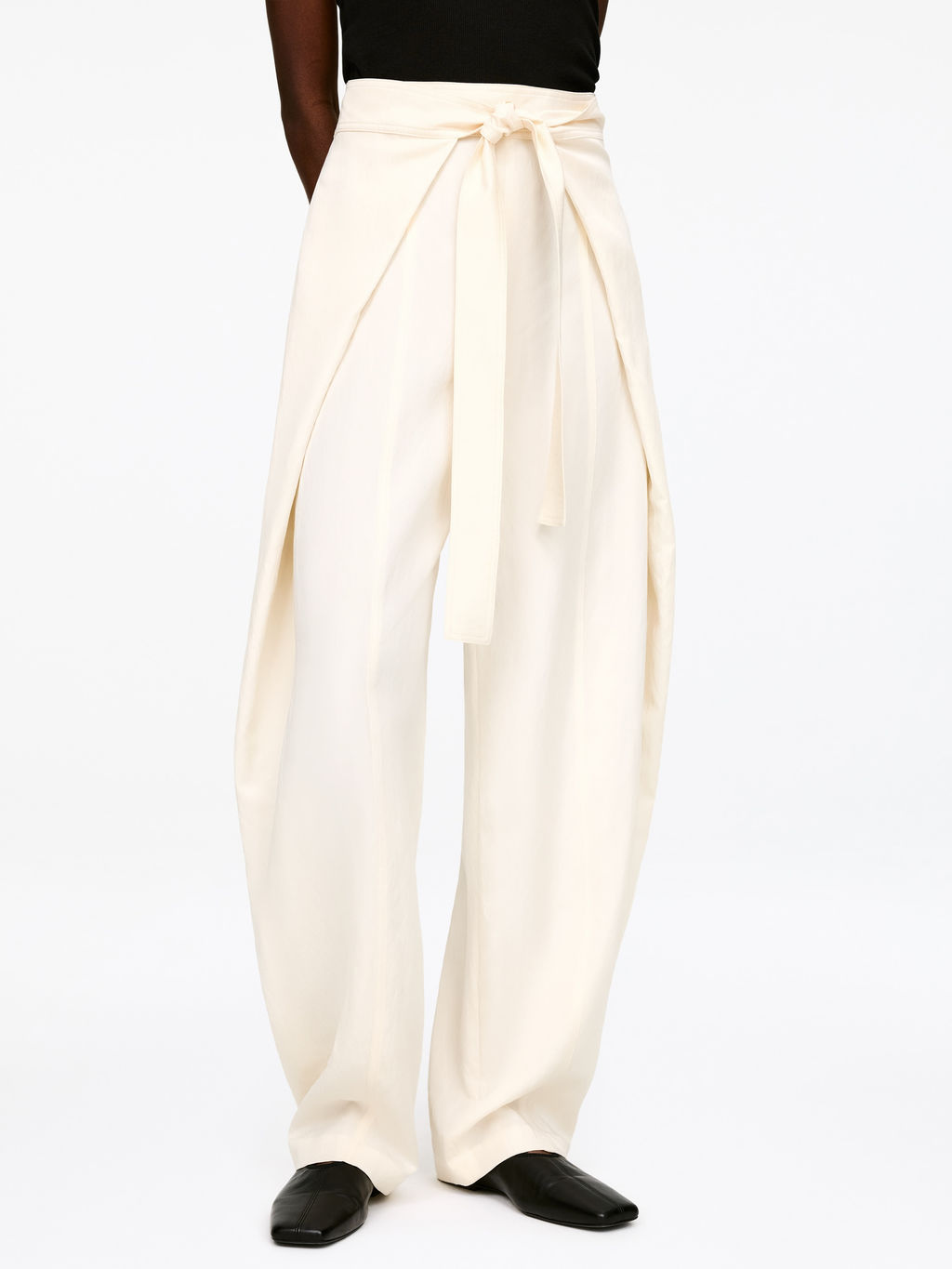 Pantalones de sastre con delantero cruzado - H&m фото 4