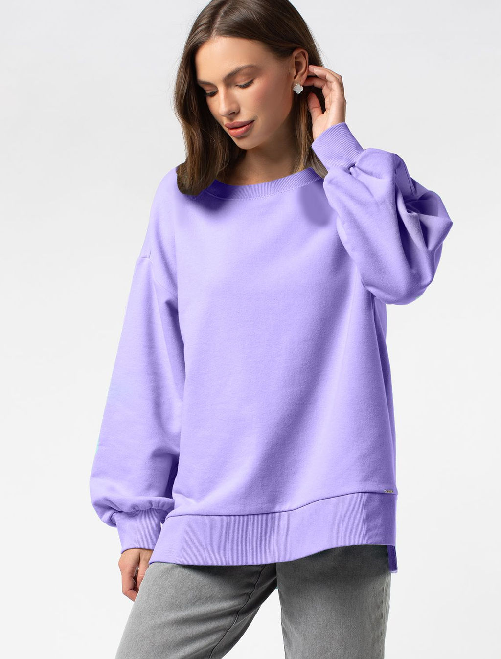 Свитшот с пышными рукавами и разрезами из футера трехнитки - Vilatte фото 4