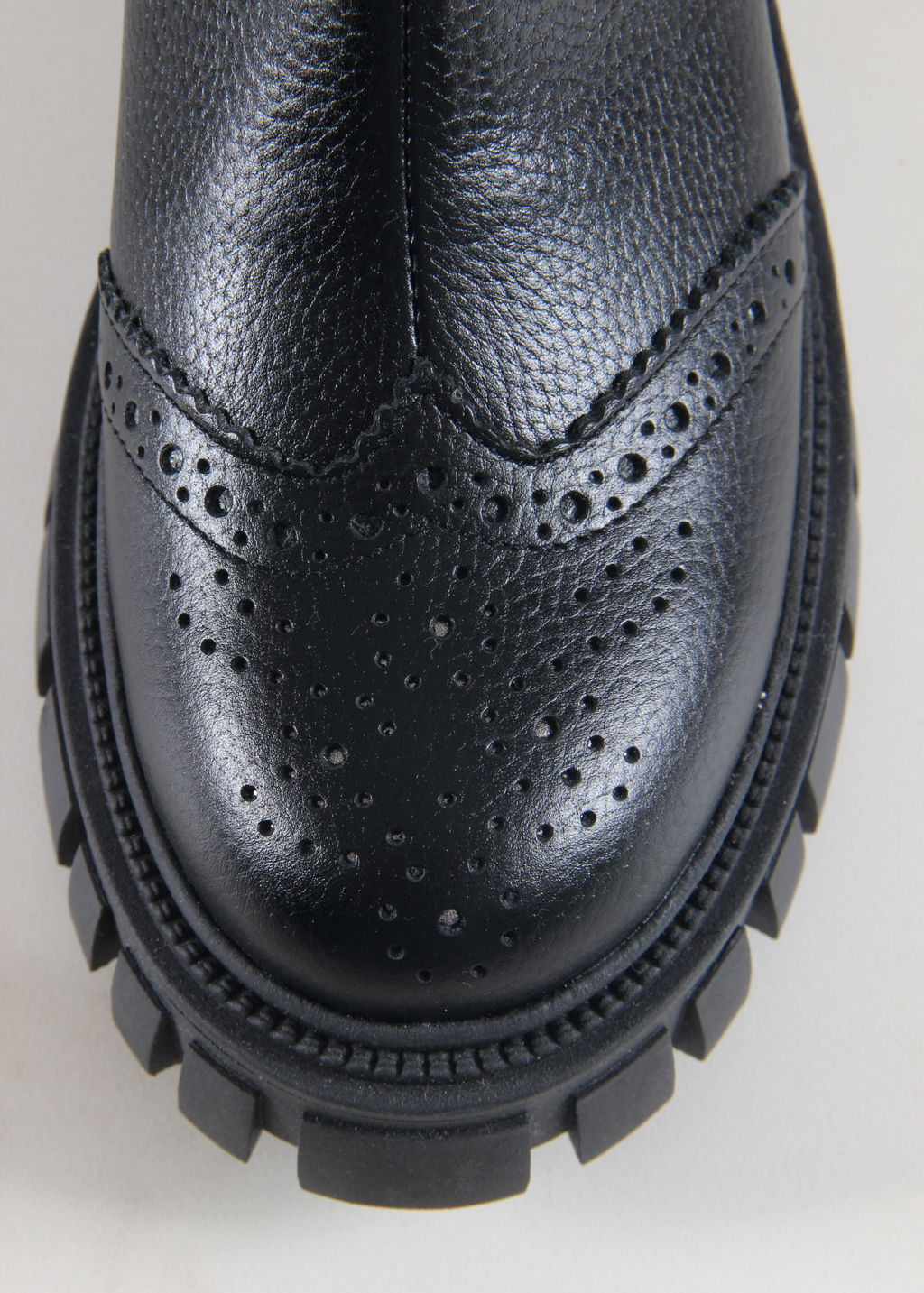 Челси 360.P.21153bl. Черный макс/Байка