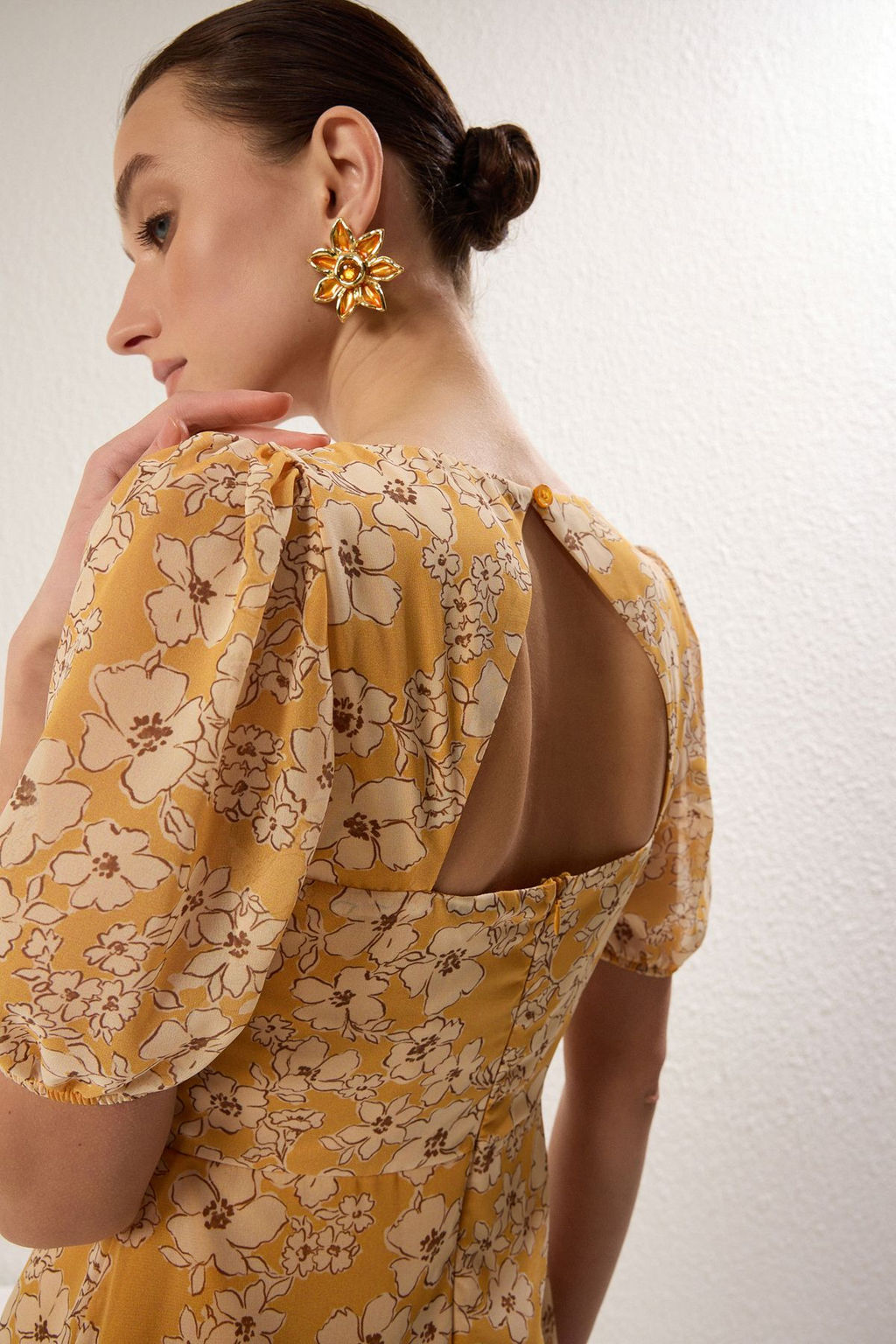 Hardal Cicek Desenli Mini Sifon Astarl? Dokuma Elbise TWOSS22EL2168