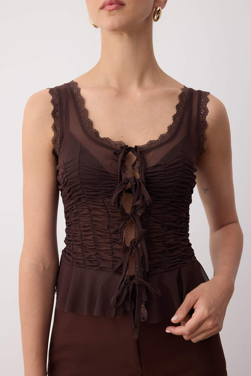 Siyah Astars?z Tul Dantel Seritli Buzgu Detayl? Tul Party Bluz TPRSS25BZ00052 - Trendyolmilla фото 7