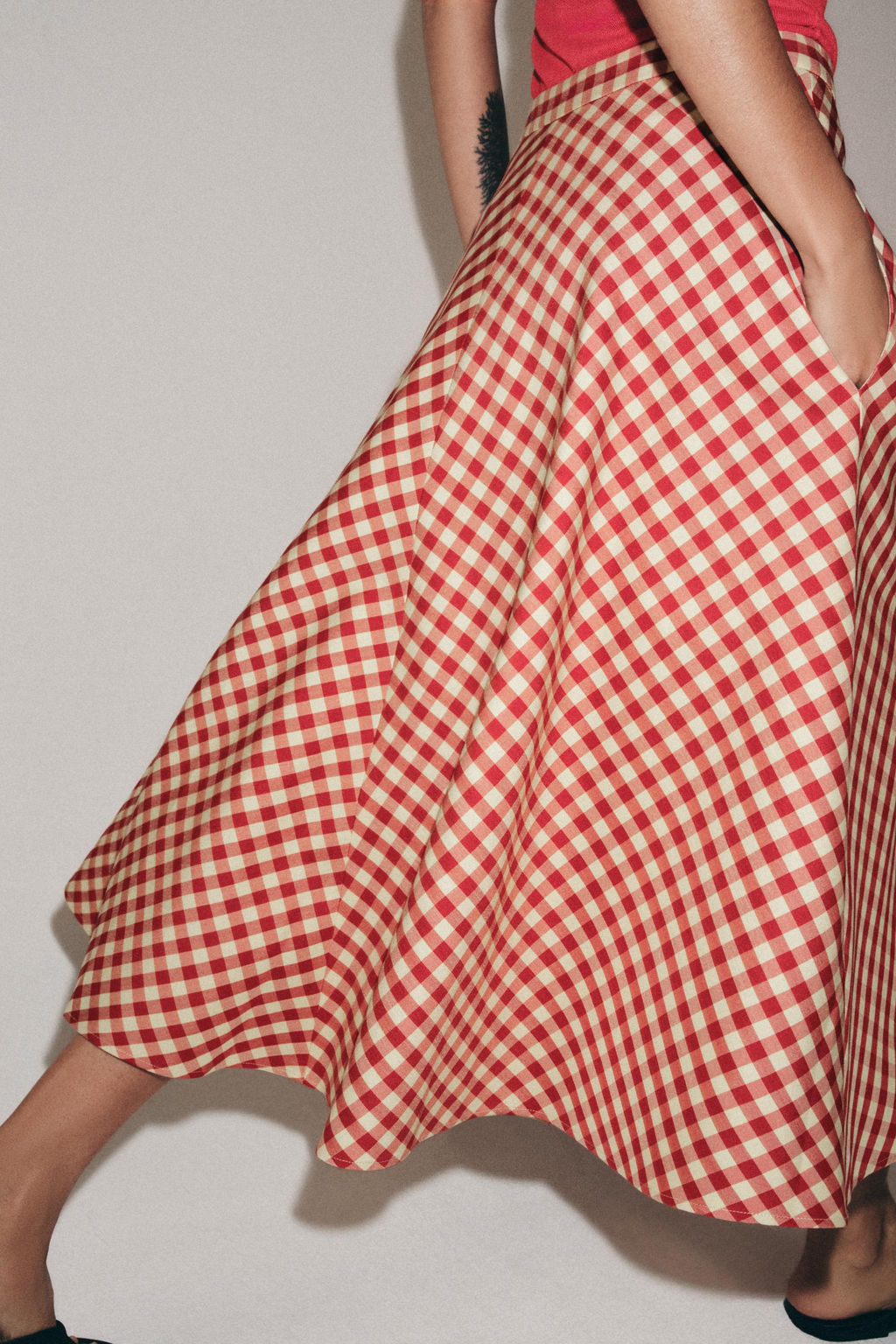 FALDA CAPA CUADROS ZW COLLECTION / Crudo / Rojo - Zara фото 3
