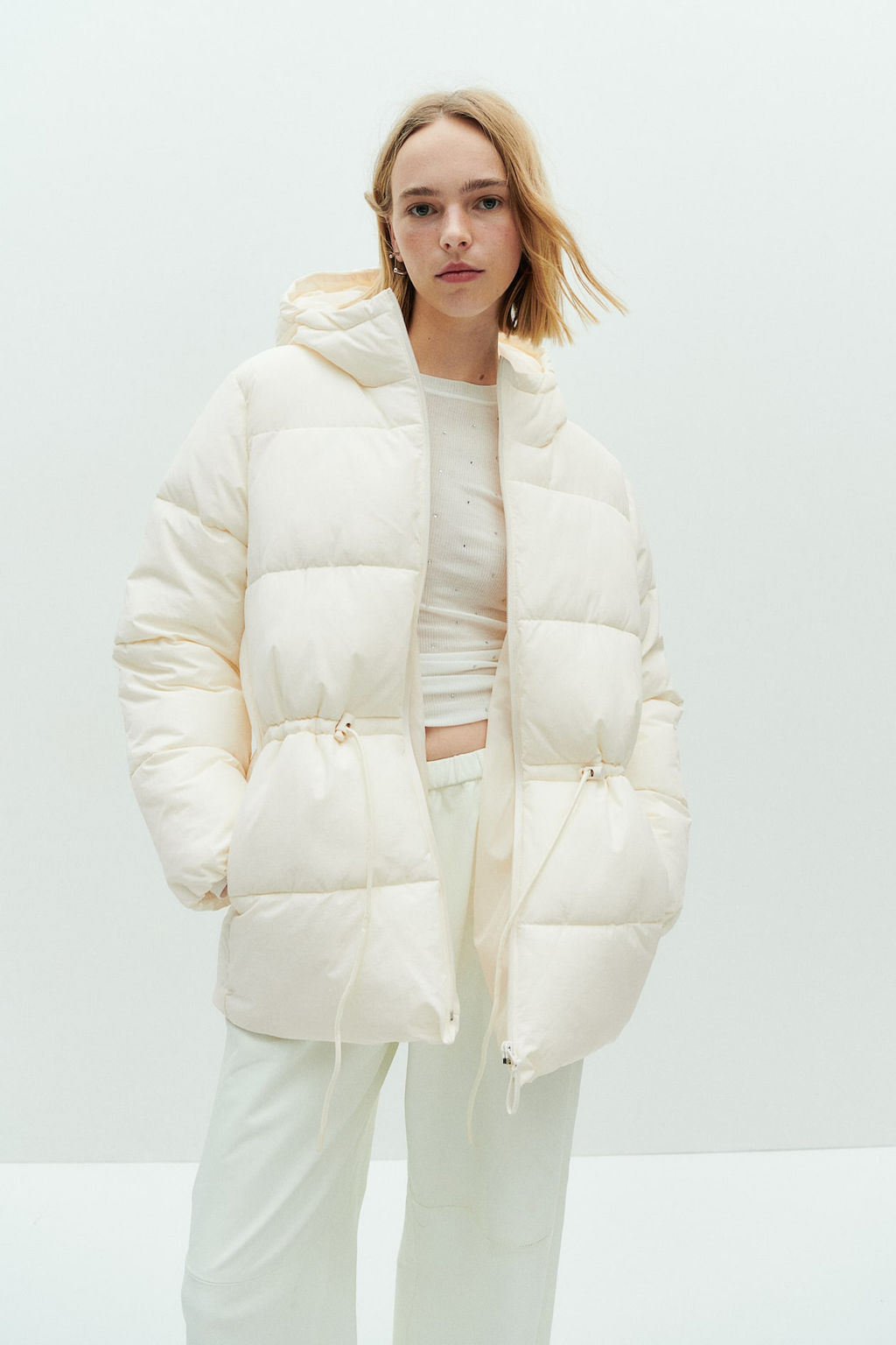 Chaqueta puffy oversize con cordon de ajuste - H&m фото 3