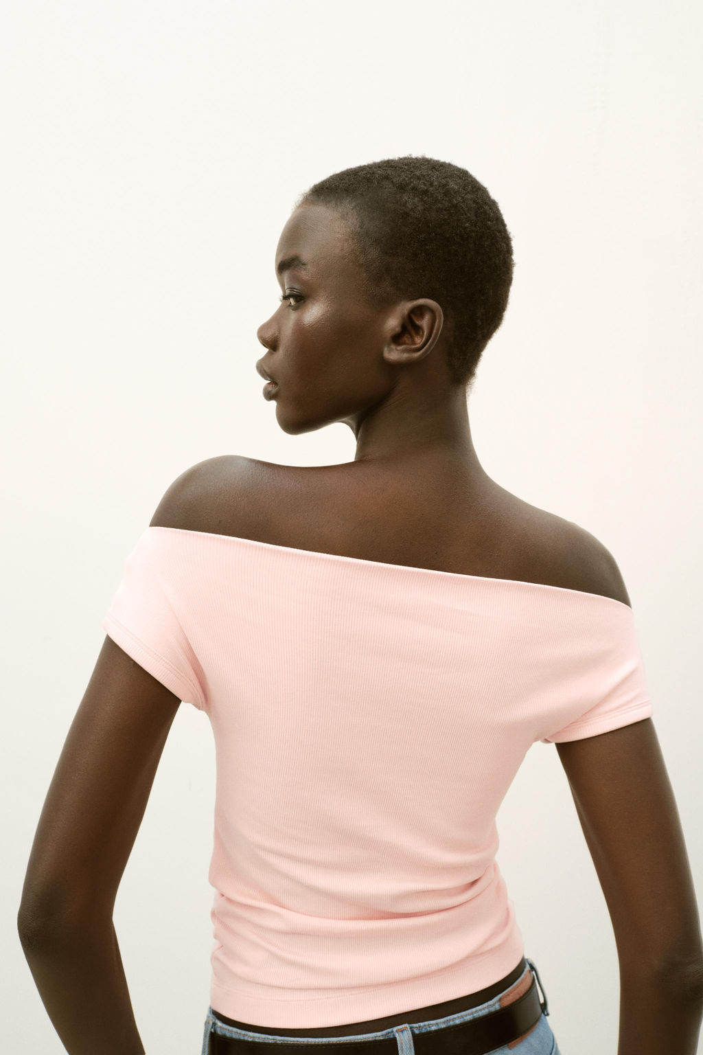 CAMISETA CUELLO BARCO / Rosa empolvado - Zara фото 4