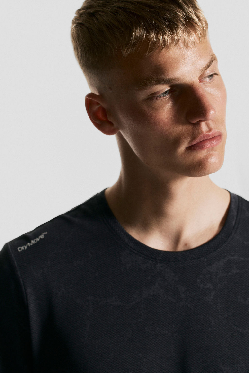 Camiseta de deporte con DryMove Regular Fit - H&m фото 6
