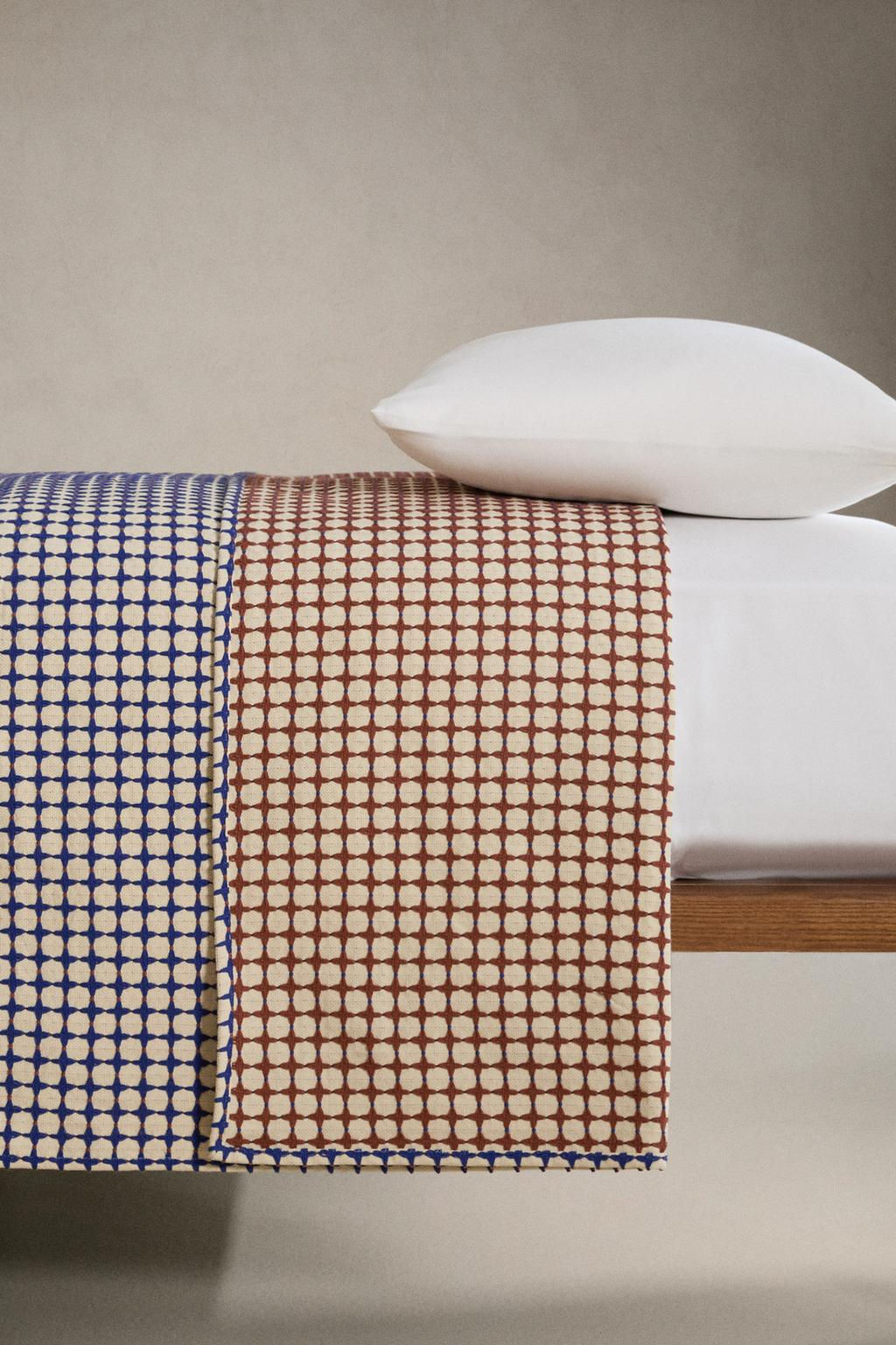 REVERSIBLE WAFFLE-KNIT COTTON BEDSPREAD X COLLAGERIE - Zara фото 4