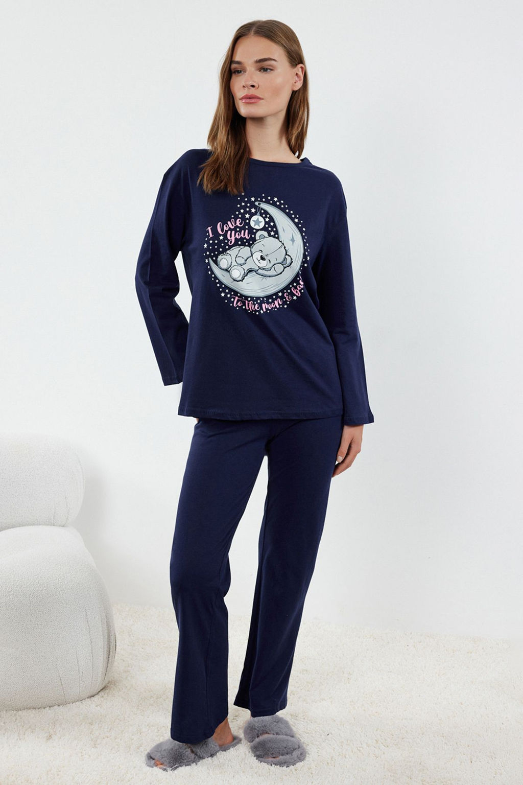 Trendyolmilla Lacivert %100 Pamuklu Ay?c?kl? ve Galaksi Bask?l? Orme Pijama Tak?m? THMAW25PT00001