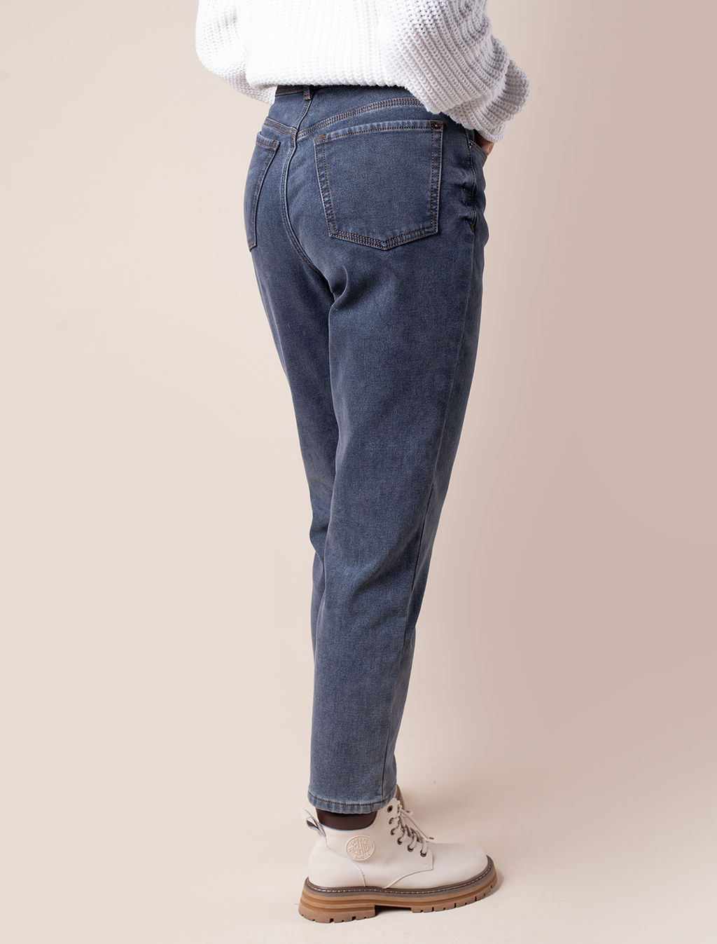 VILATTE / Джинсы mom-fit на ФЛИСЕ с эластаном  фото 10