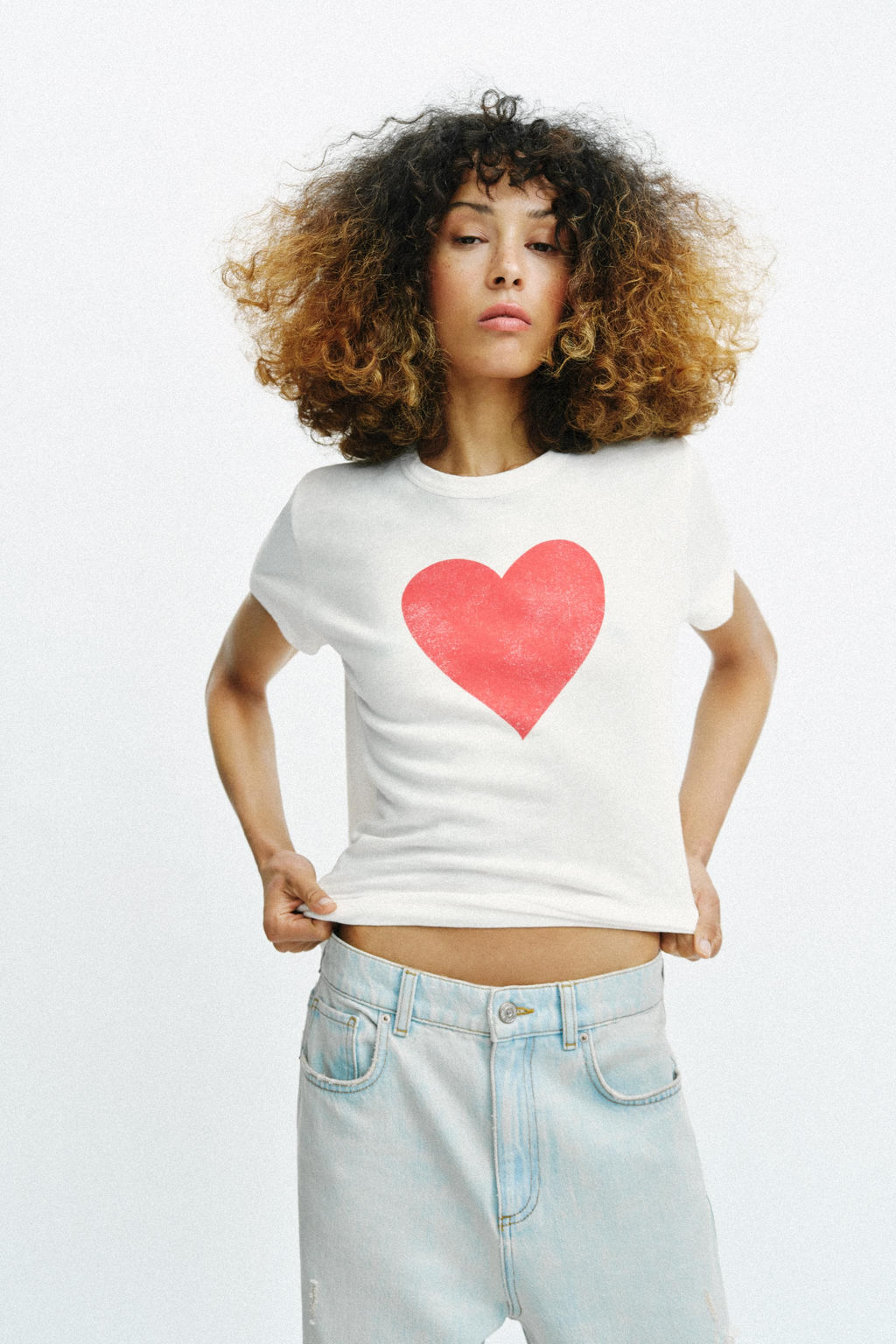CAMISETA CORAZ?N MANGA CORTA / Blanco