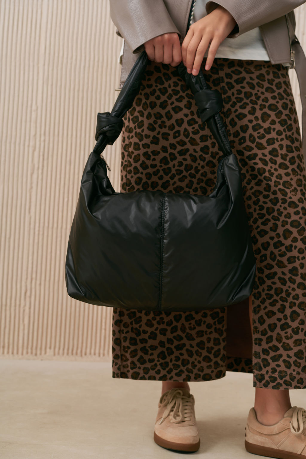 V69 501 02 Сумка женская