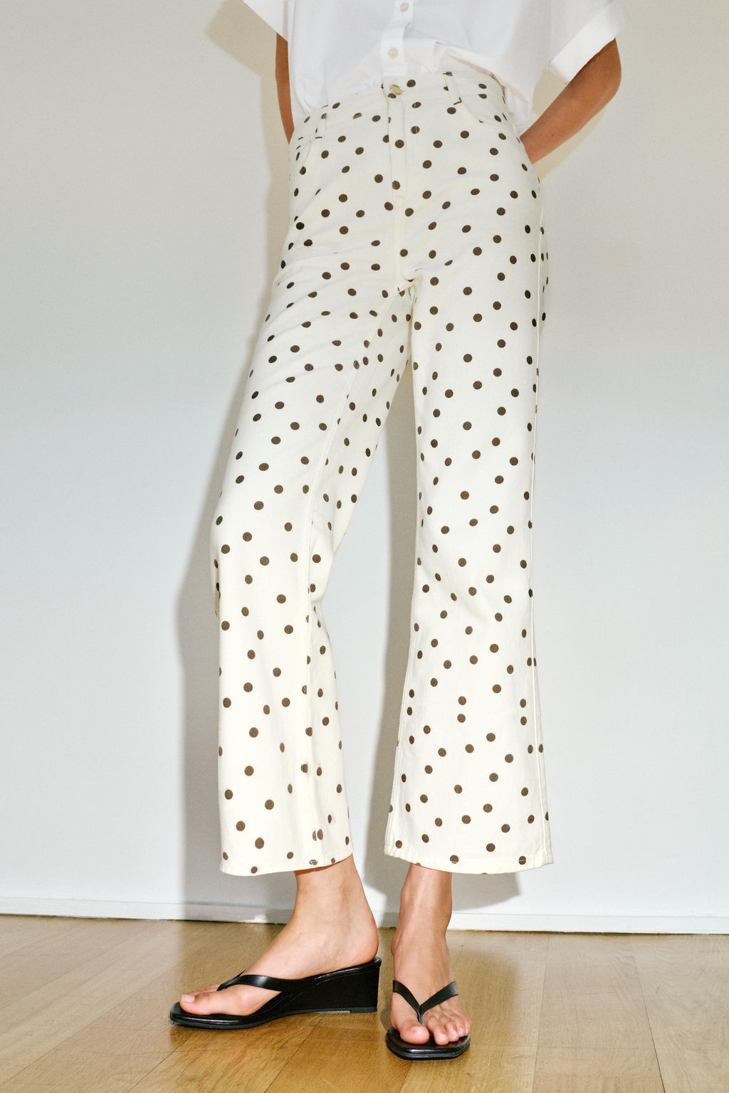 JEANS Z1975 MINI FLARE TIRO MEDIO LUNARES / Blanco roto - Zara фото 2