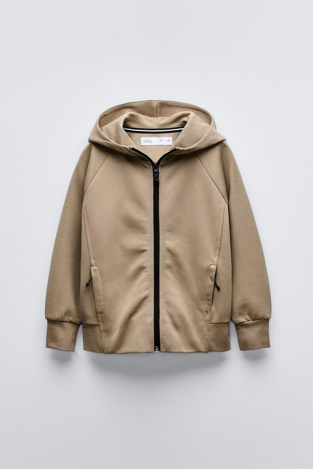 SPORTY SWEATSHIRT WITH ZIP