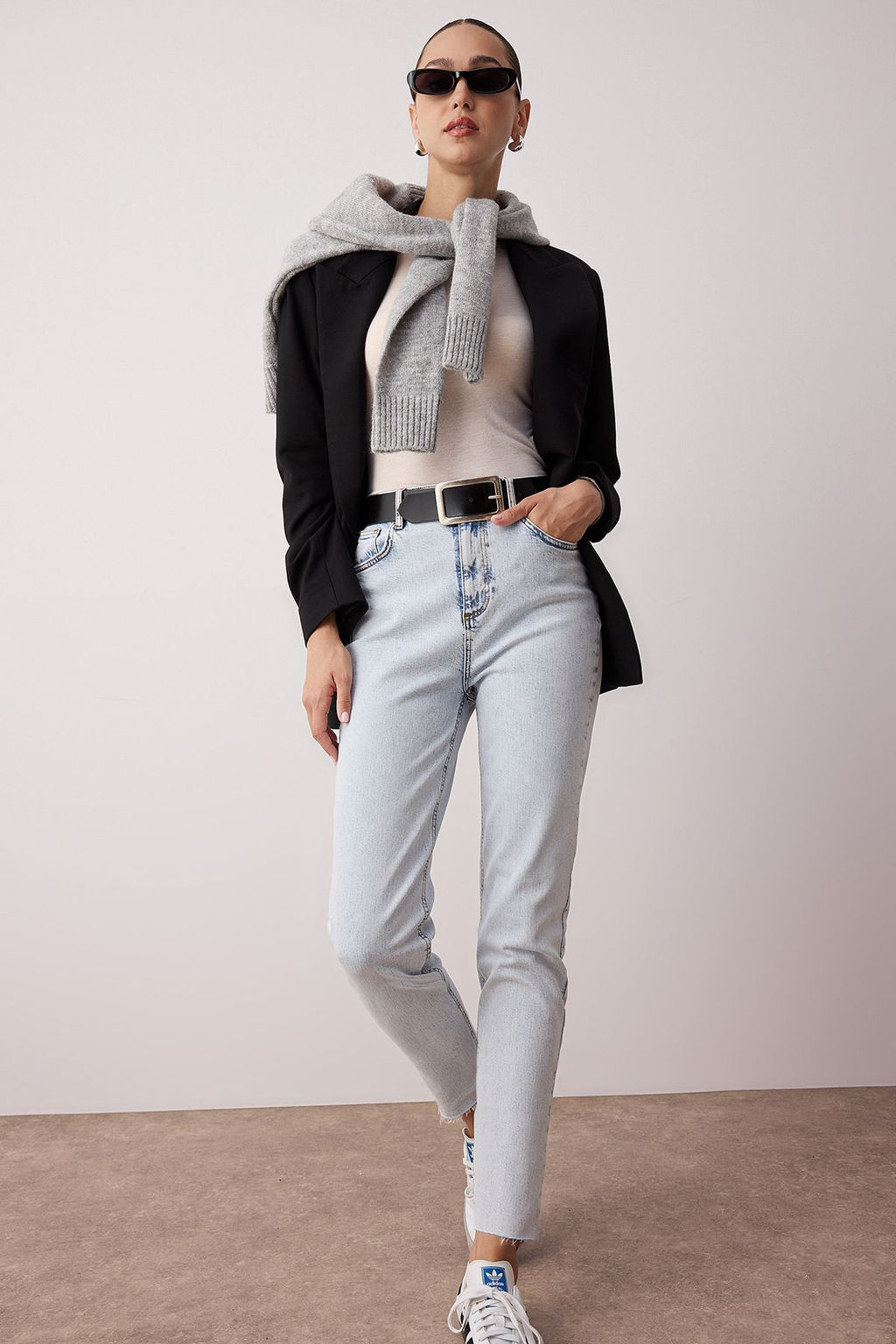 Trendyolmilla Siyah Yuksek Bel Jeans TWOSS25JE00279 фото 13