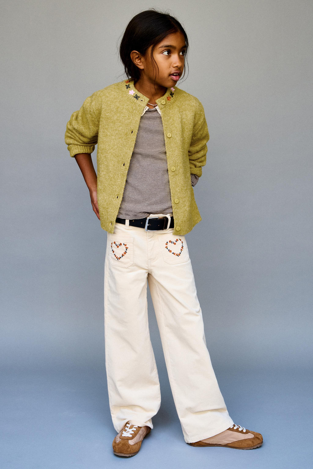 CARDIGAN WITH EMBROIDERED FLOWERS - Zara фото 5