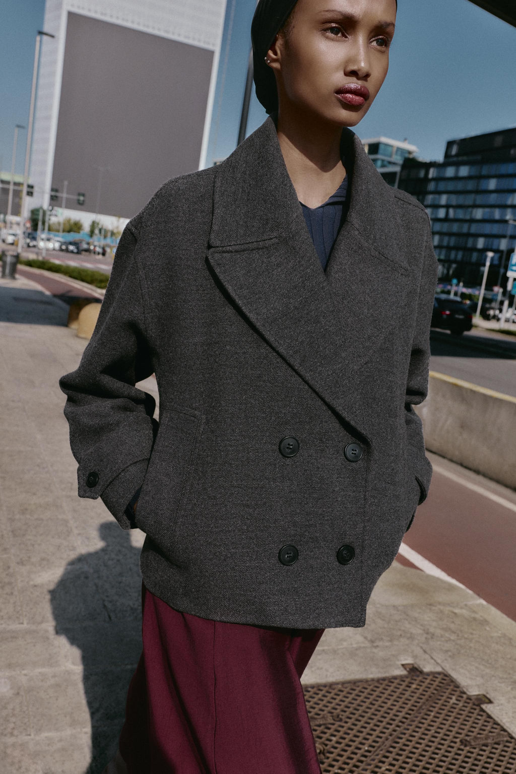 SOFT DOUBLE-BREASTED SHORT COAT - Zara фото 5