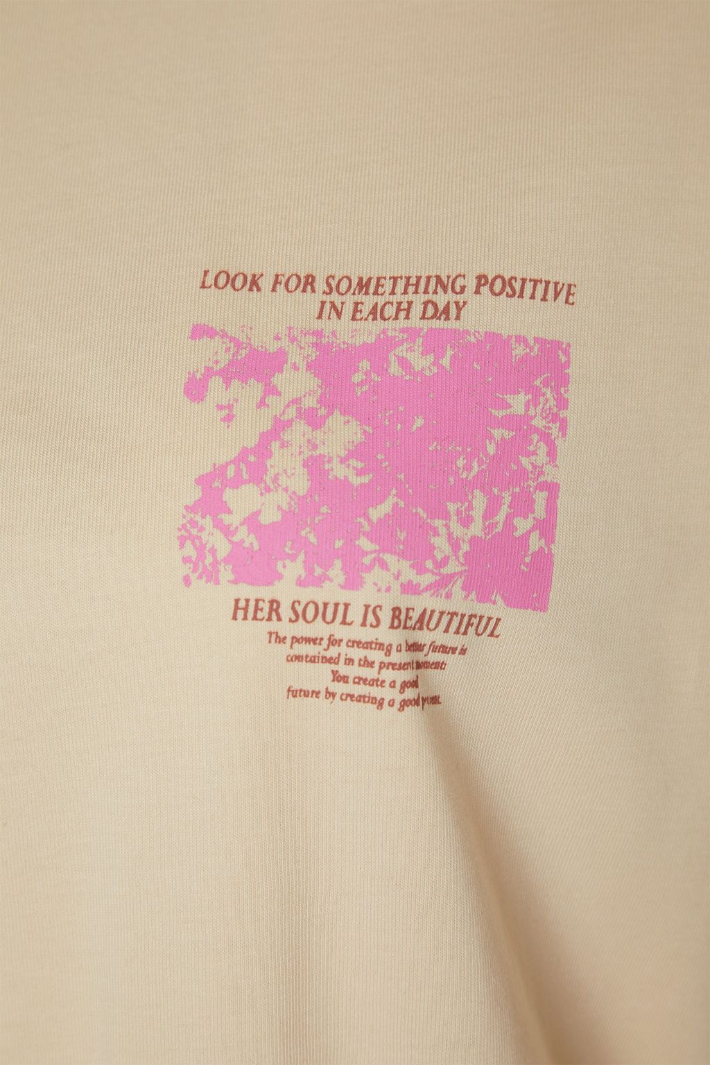 Premium Tas %100 Kal?n Pamuklu On ve Arka Bask?l? Oversize/Genis Kal?p Orme T-Shirt TWOSS23TS00269