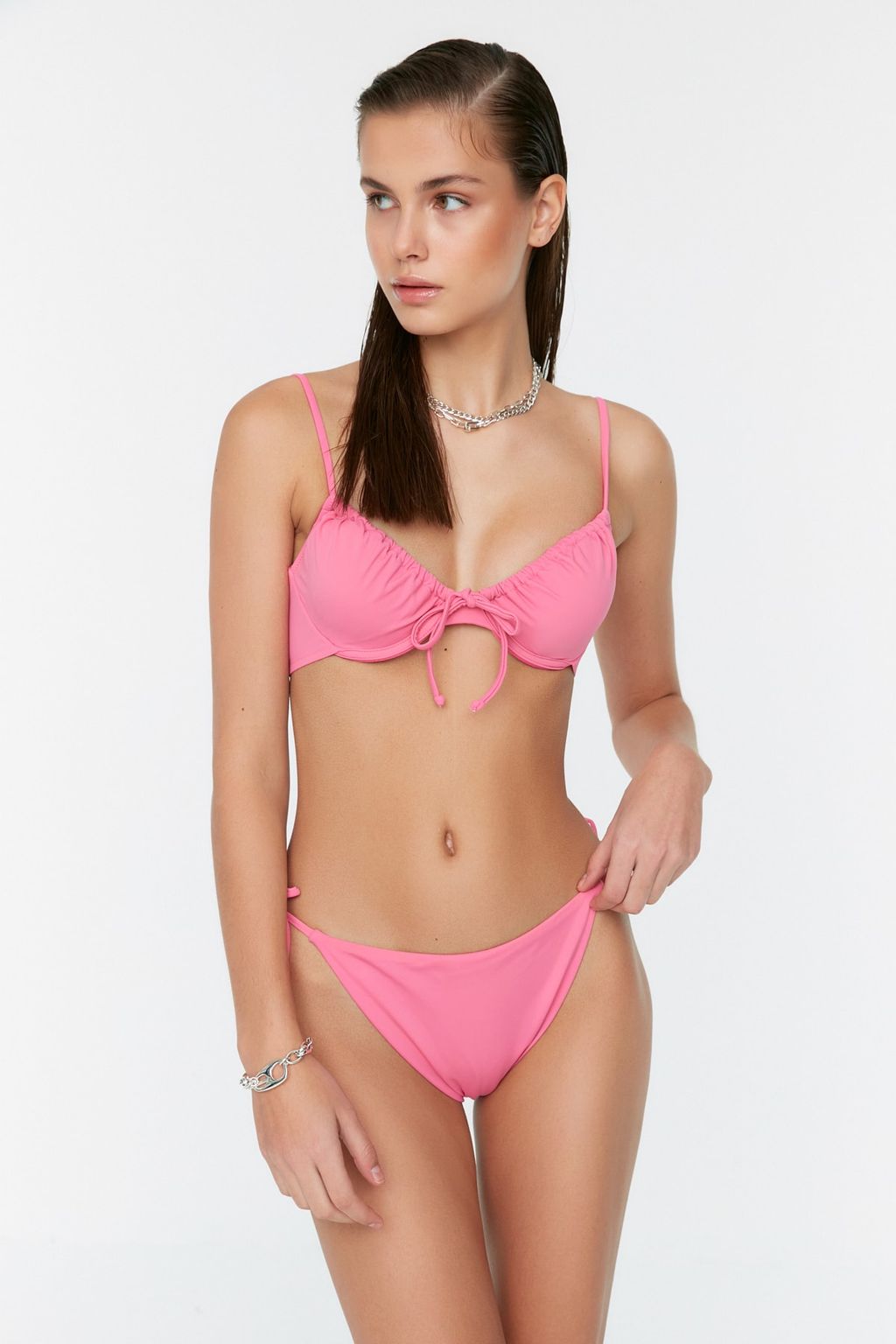 TRENDYOLMILLA Yesil Balkonet Tunelli Brazilian Bikini Tak?m? TBESS22BT0021  фото 15