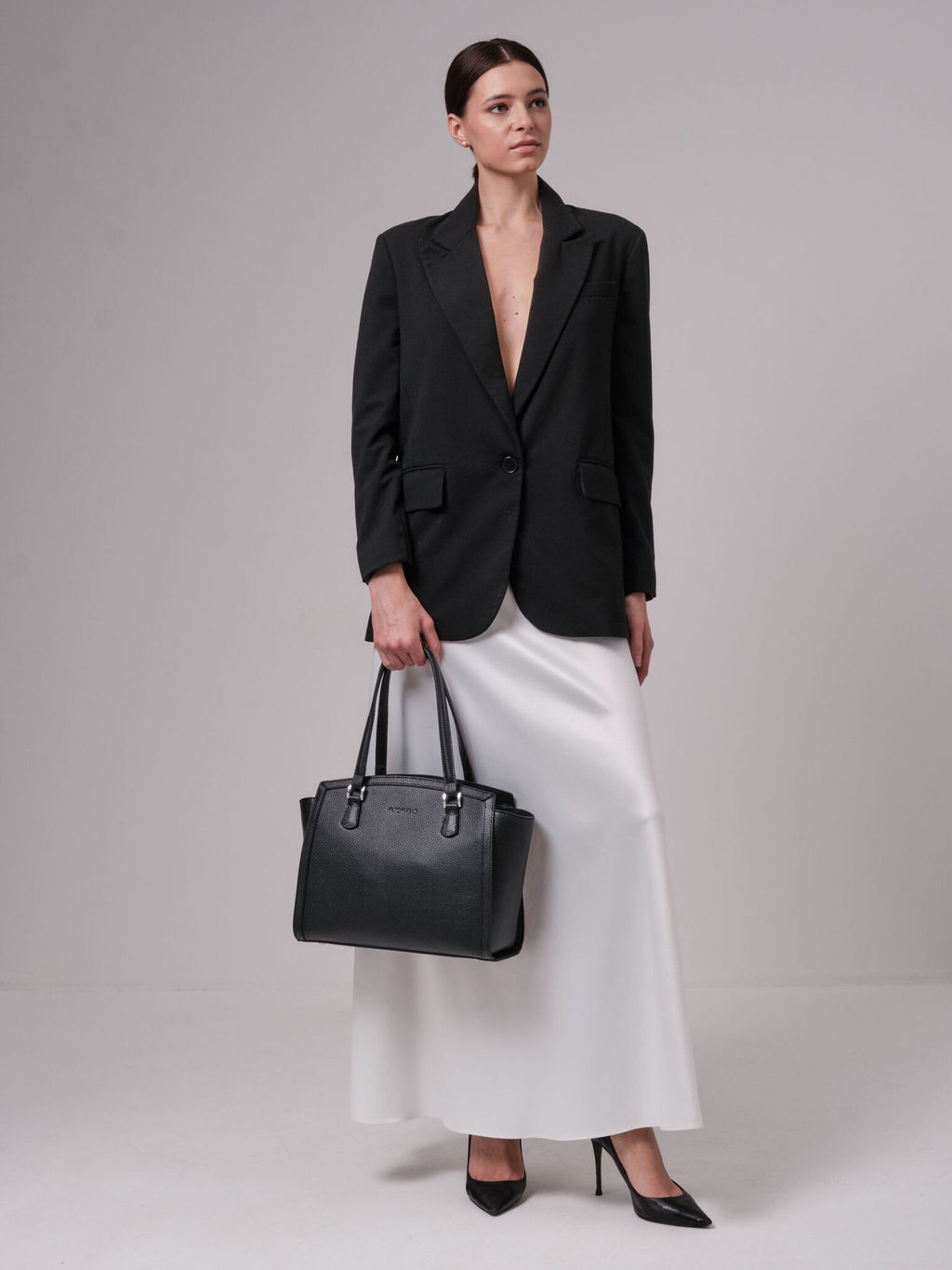 Сумка кожаная Azaro 30690 черный