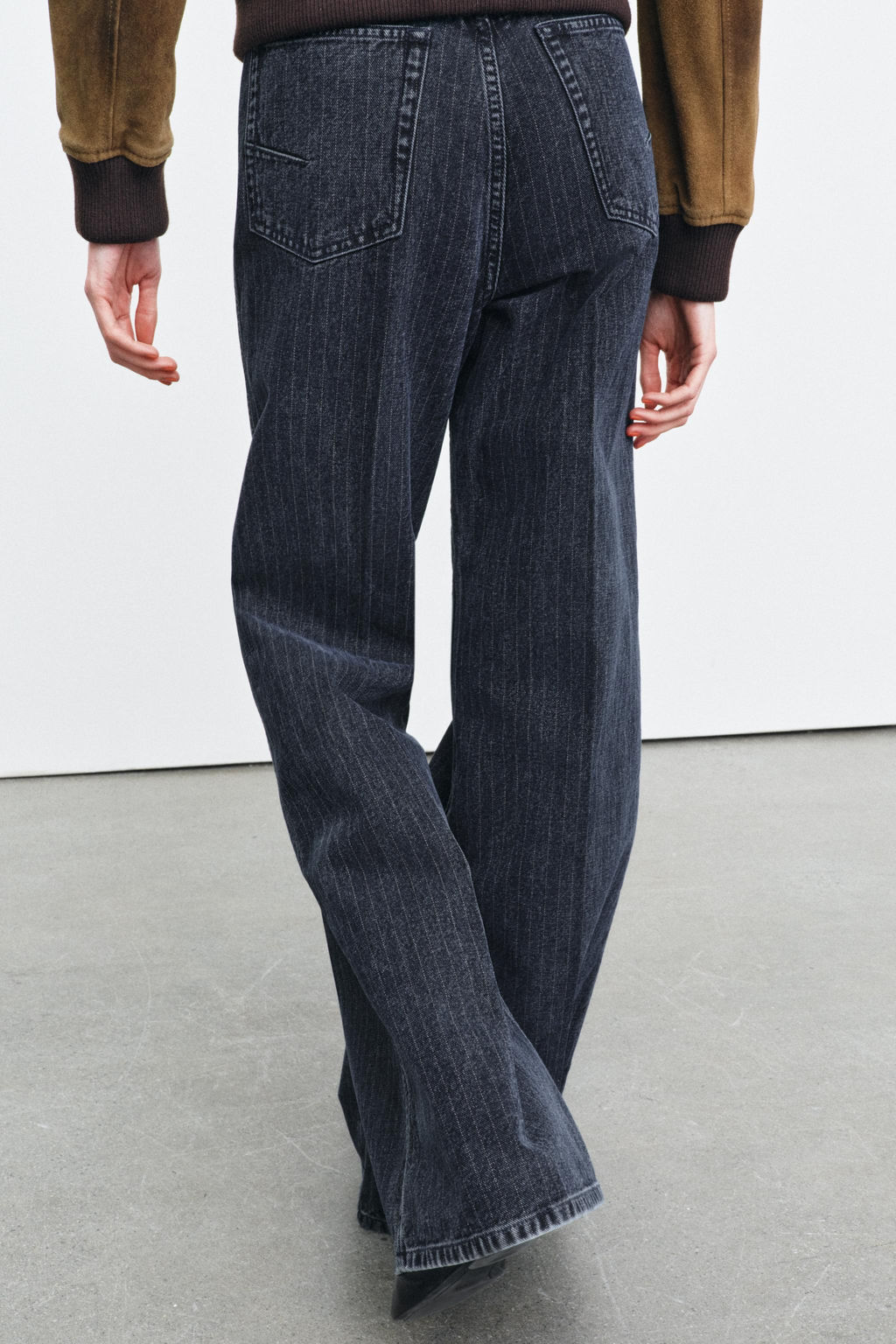 ZW COLLECTION HIGH-WAIST FLARED STRIPED JEANS - Zara фото 3