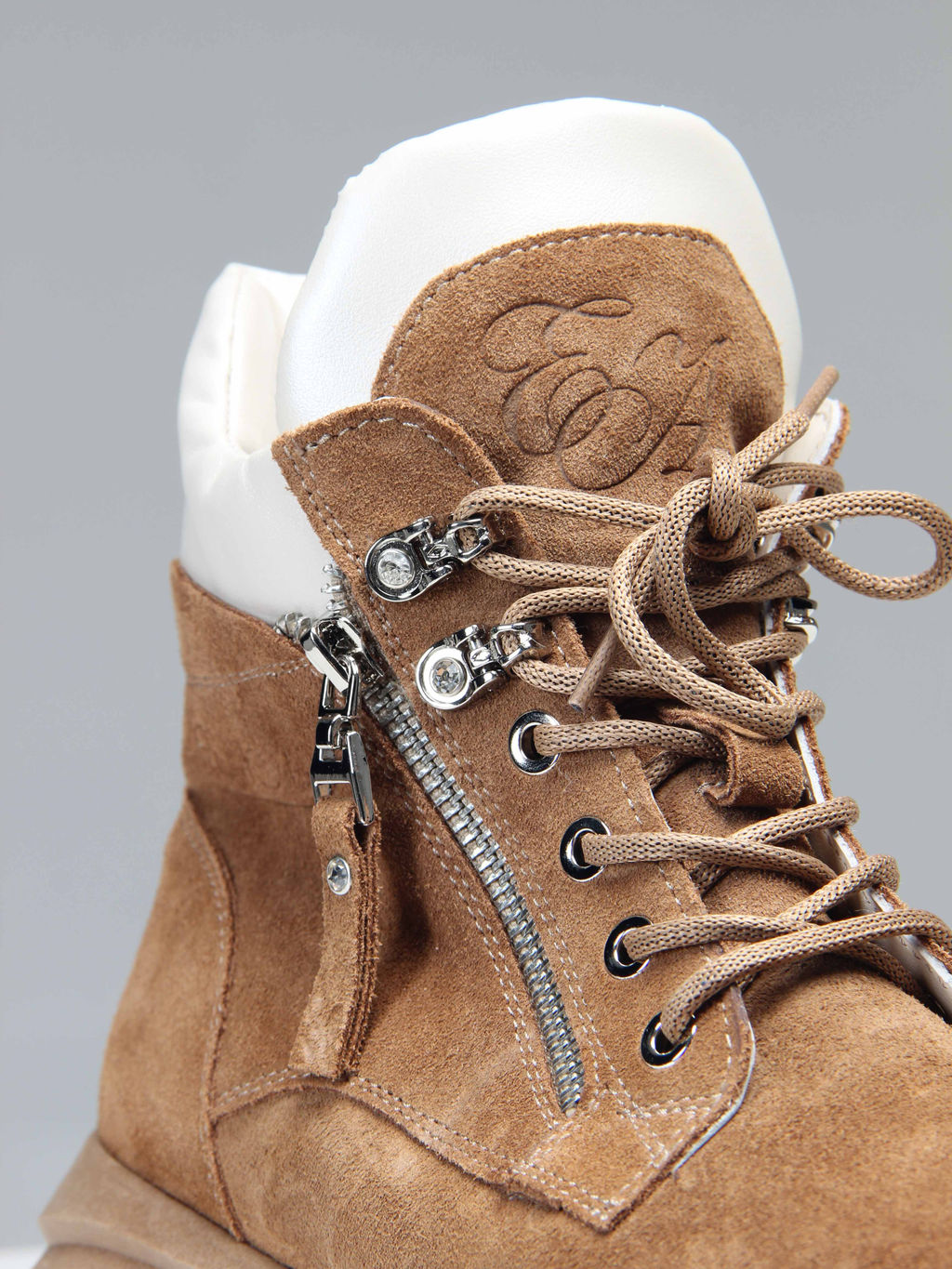 Ботинки 261.uno2br. светло коричневый замша перла/Мех