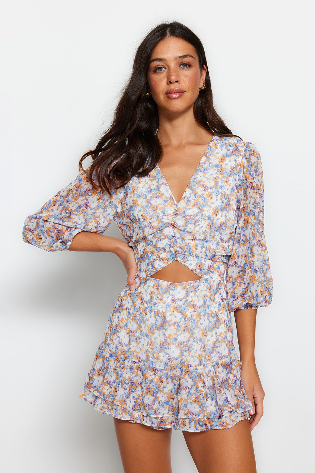 Cok Renkli Cicek Desenli Cut Out Detayl? Mini Astarl? Sifon Dokuma Tulum TWOSS23TU00113