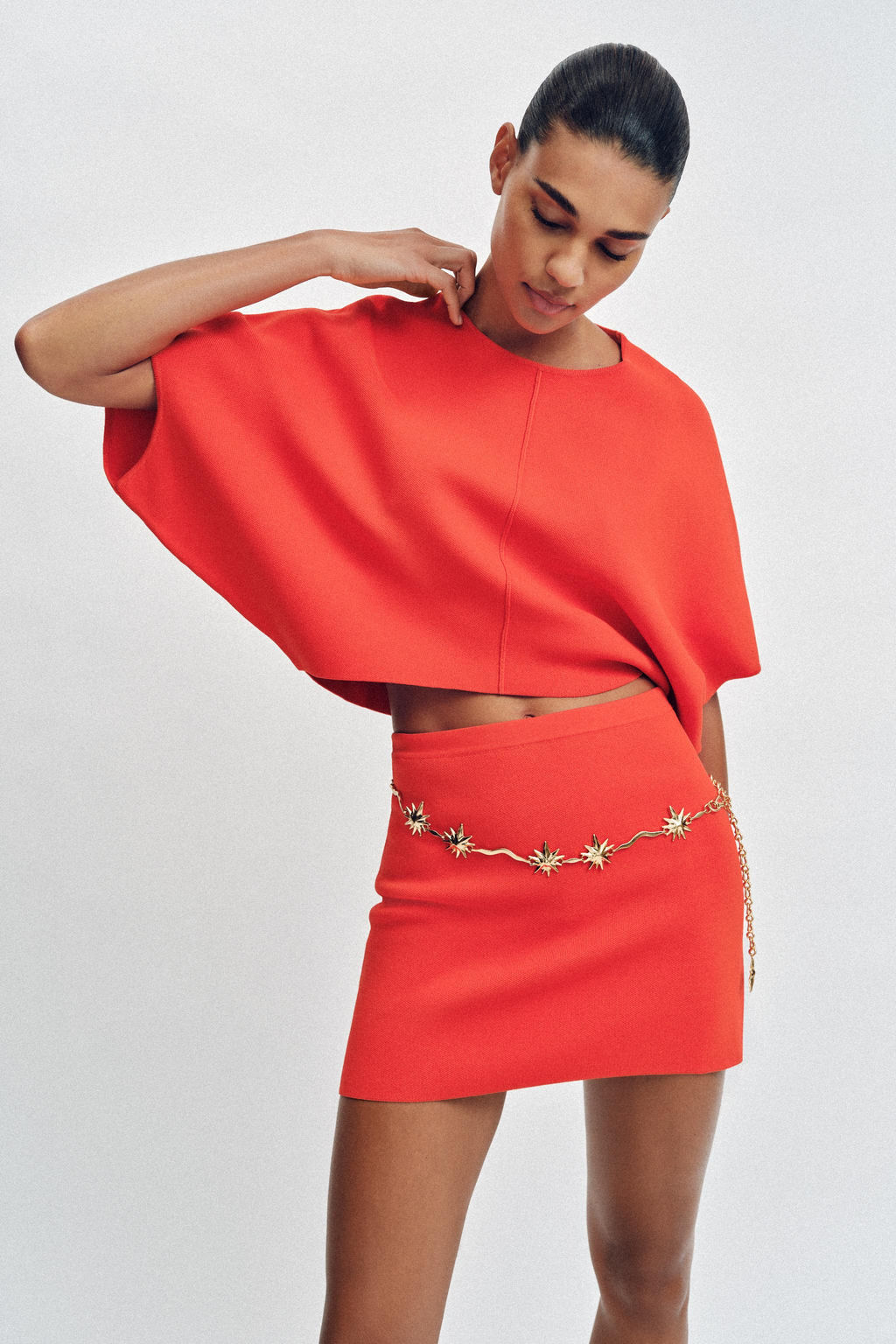 TOP CORTO PUNTO / Coral rojo