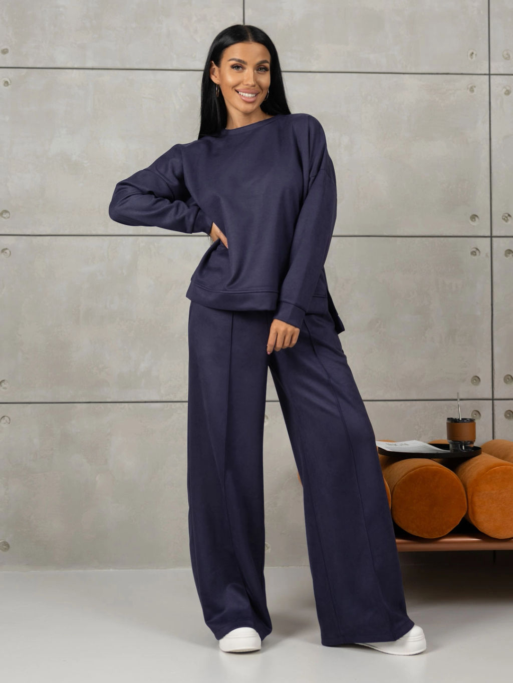 Костюм женский под замшу мод.2082 - Барболета фото 35