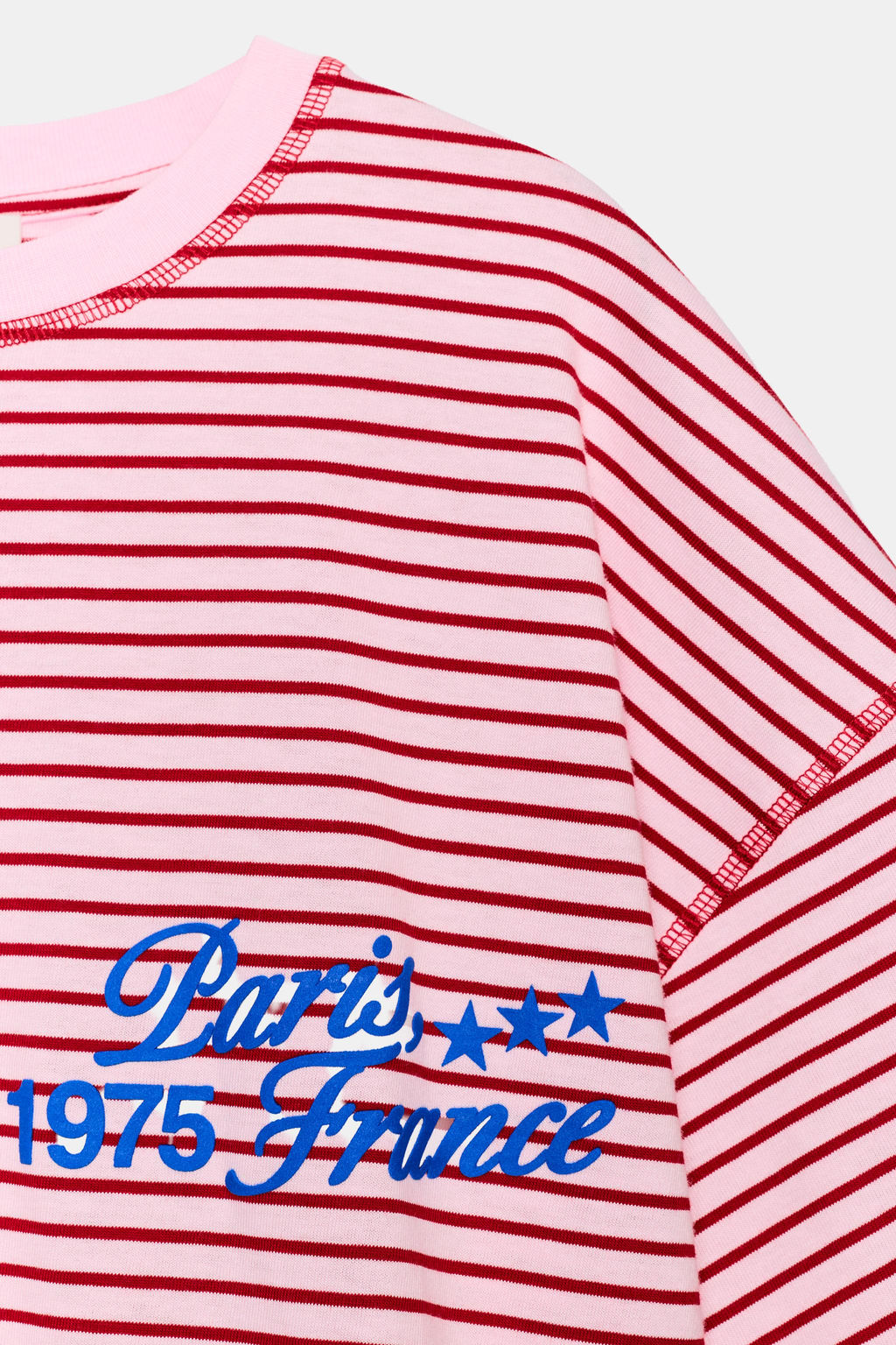 CAMISETA RAYAS TEXTO ESTRELLAS / Rosa