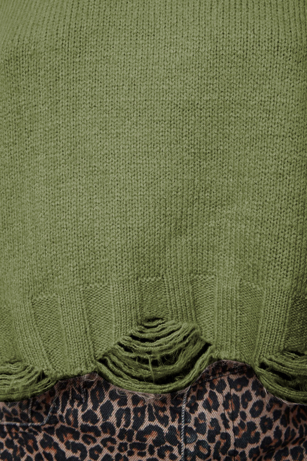 Haki Crop Genis Kal?p Yumusak Dokulu Ak?tma Detayl? Triko Kazak TWOAW24KZ00319