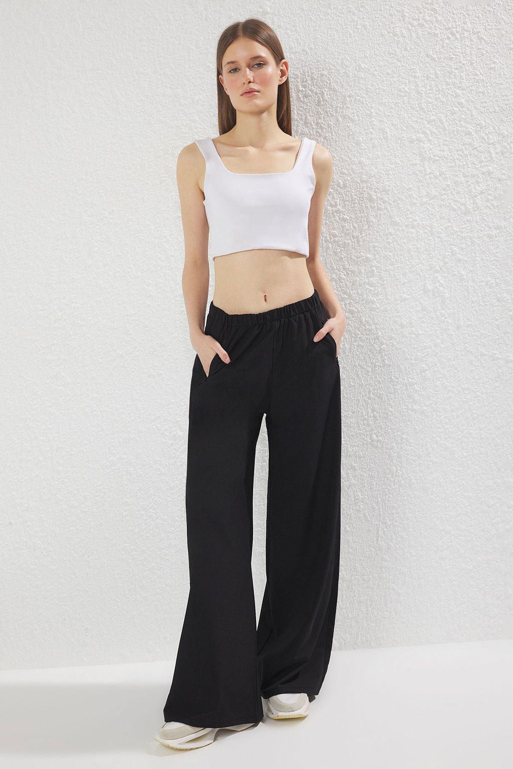 Siyah Spor Likra Fermuarl? Cep Detayl? Yazl?k Rahat Spor Orme Esofman Alt? THMSS25EA00007 - Trendyolmilla фото 2