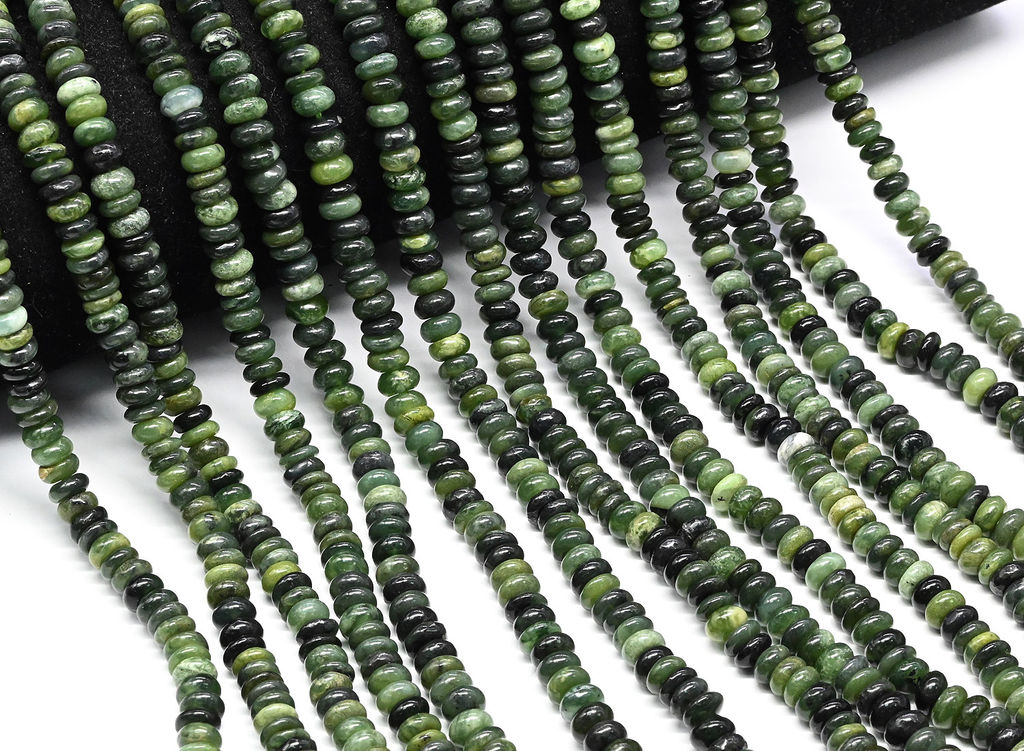 Бусины из нефрита рондель 6*3мм, 40см, 145 бусин Радуга камня