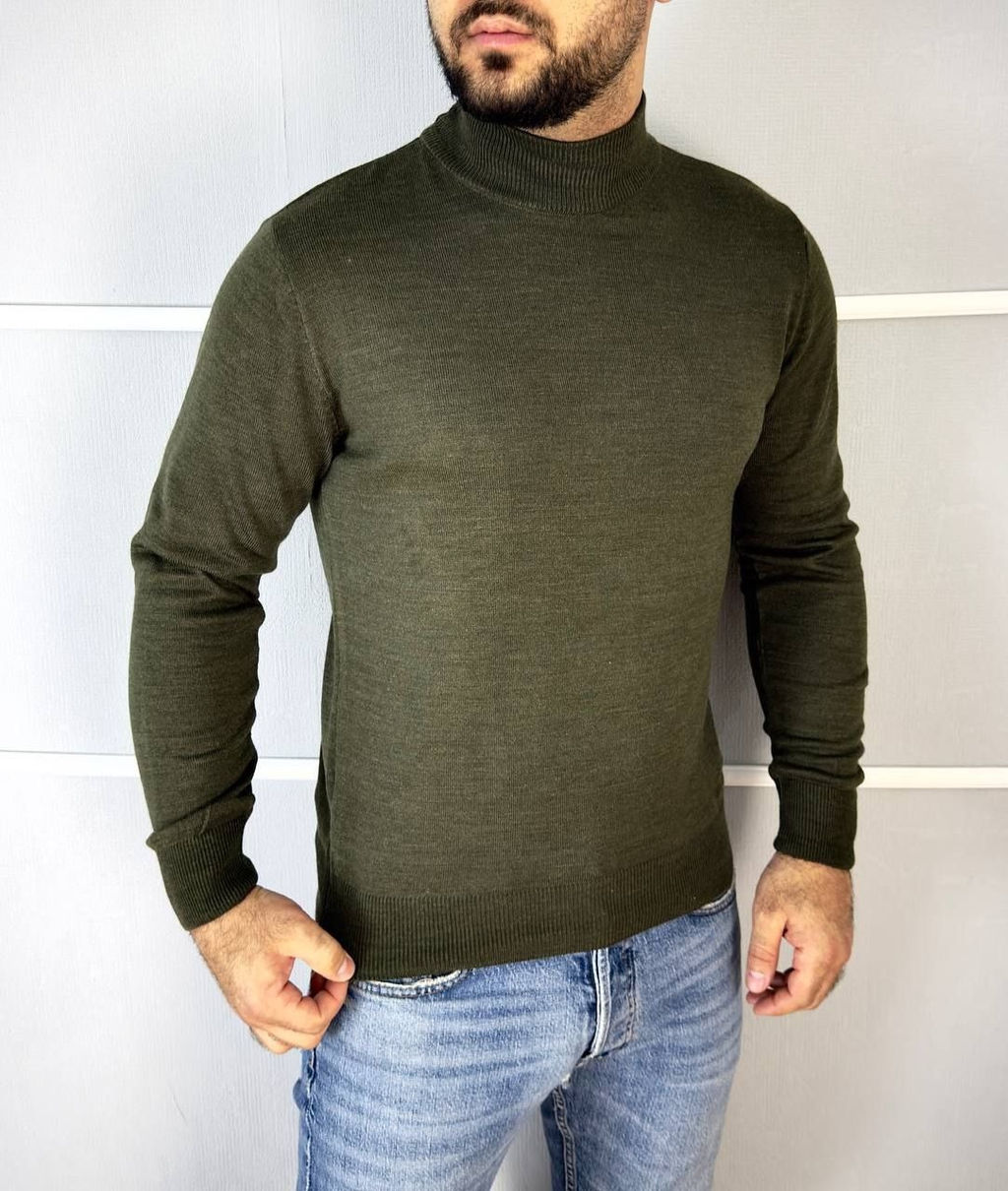 Свитер мужской