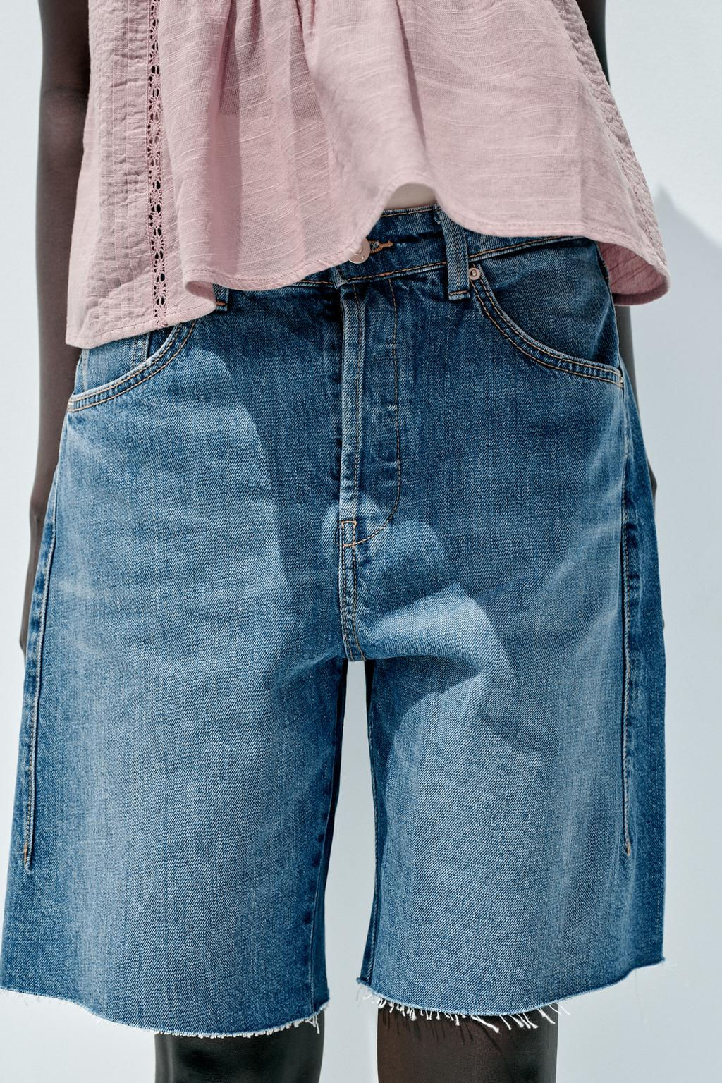 TRF MID-WAIST BELT LOOP DENIM BERMUDA SHORTS - Zara фото 17