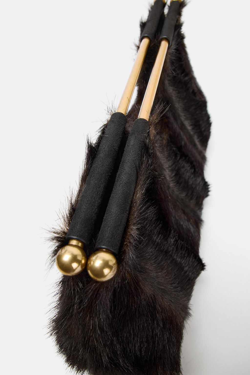 FAUX FUR CLUTCH BAG - Zara фото 5