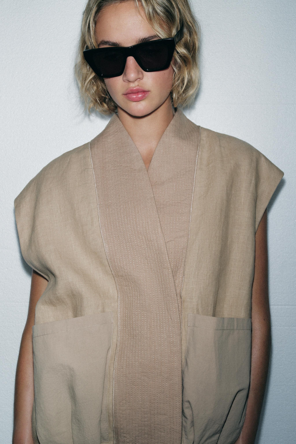 LIMITED EDITION 100% LINEN CONTRAST WAISTCOAT