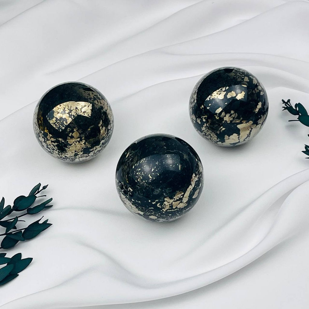 Шар из Пирита