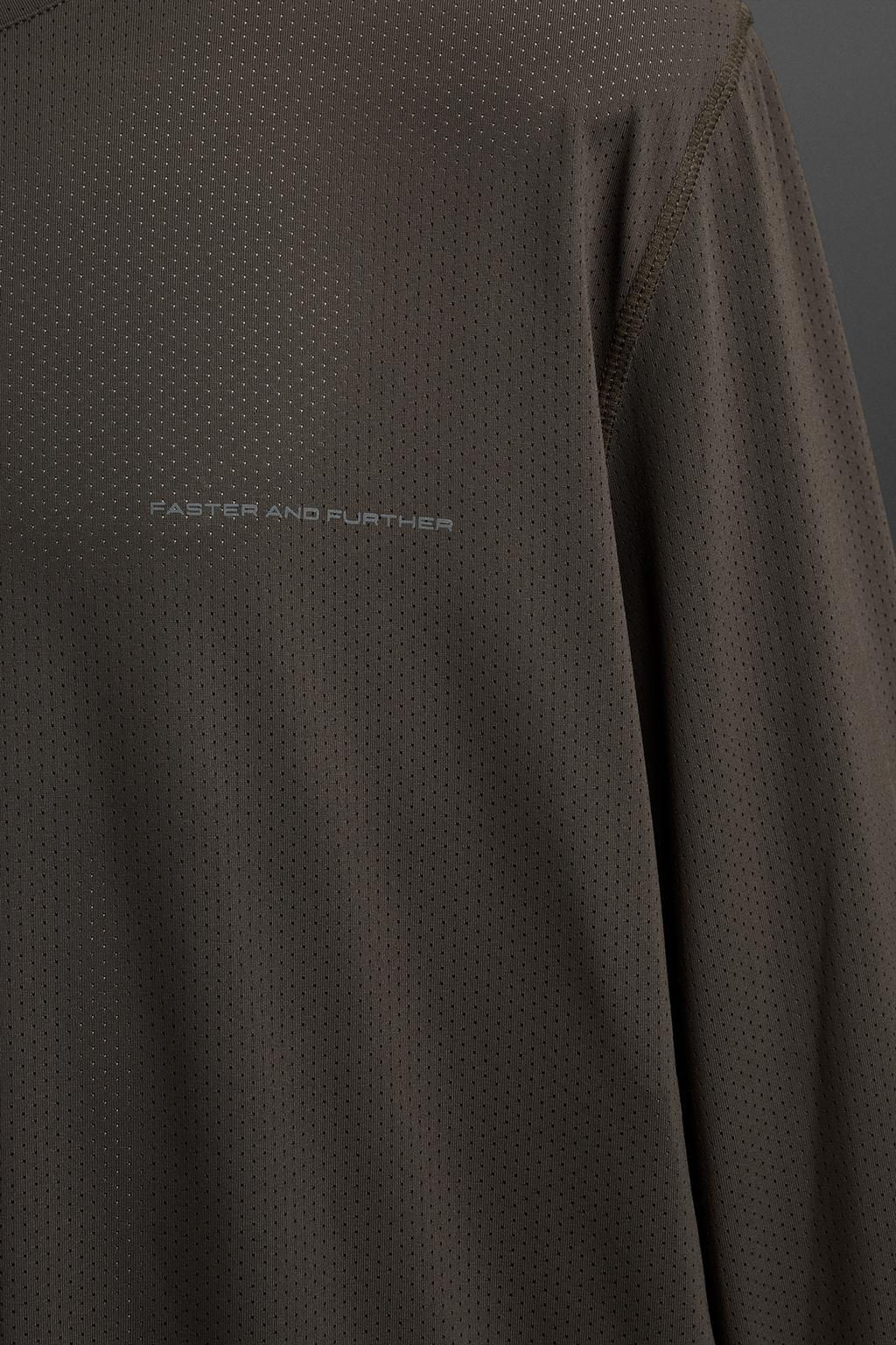 PERFORATED TRAINING T-SHIRT - Zara фото 8